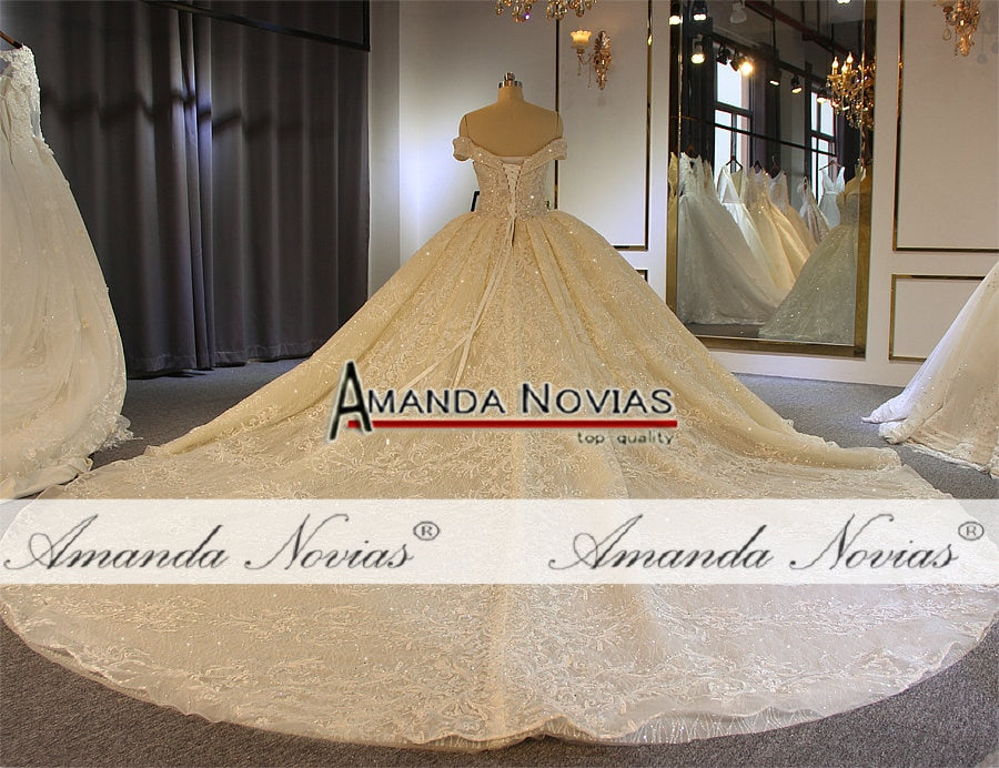 2021 Off Shoulder Luxury Ball Gown Wedding Dress - Amanda Novias Elegant Evening Gown for Prom, Bridal Party & Formal Events