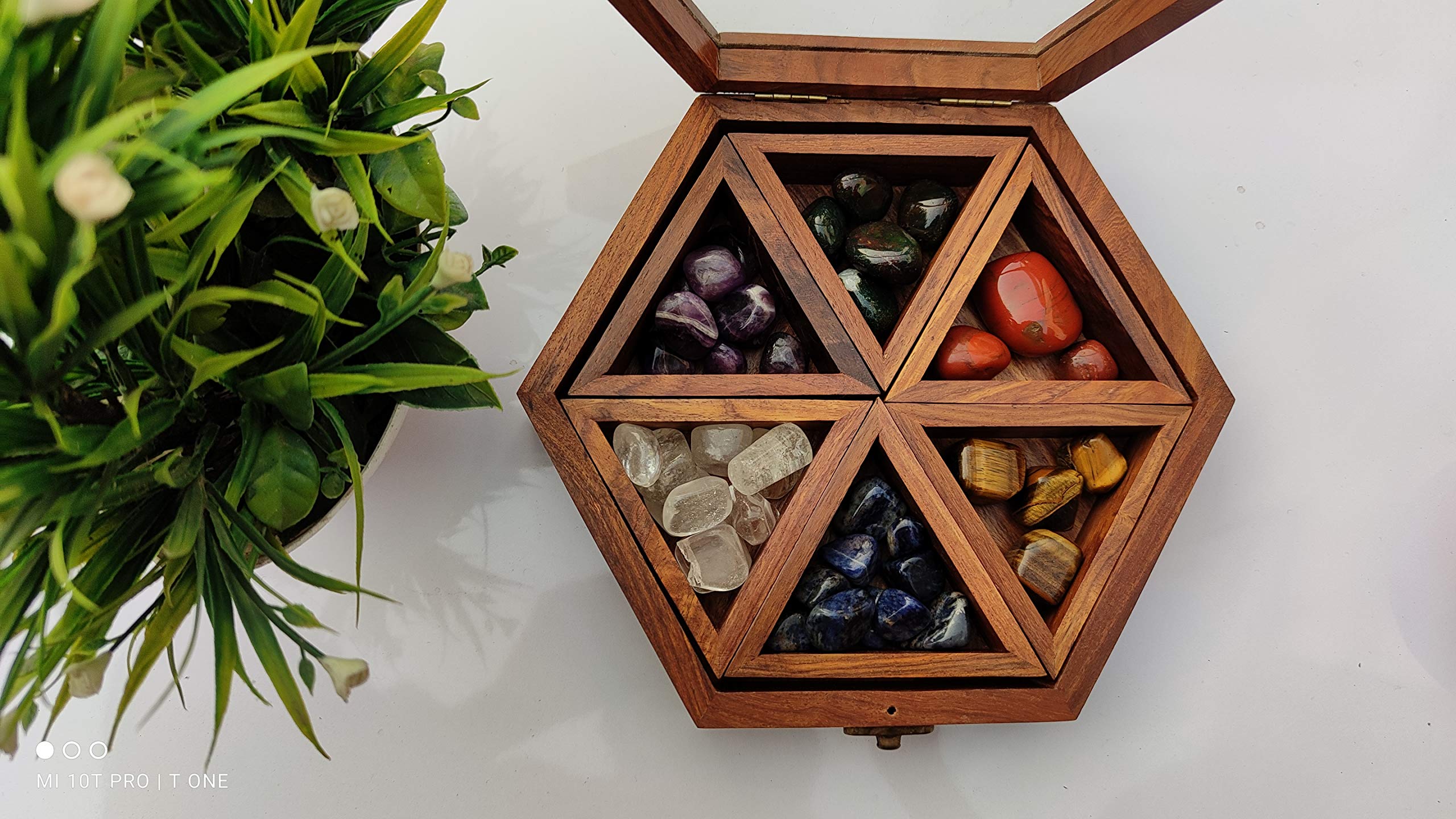 Healing Crystal Wooden Gift Box - Safe Storage for Love Stones, Jewelry & Crystals | Display Organizer Box for Gemstones, Crystals & Jewelry | Perfect for Meditation, Home Decor & Spiritual Healing