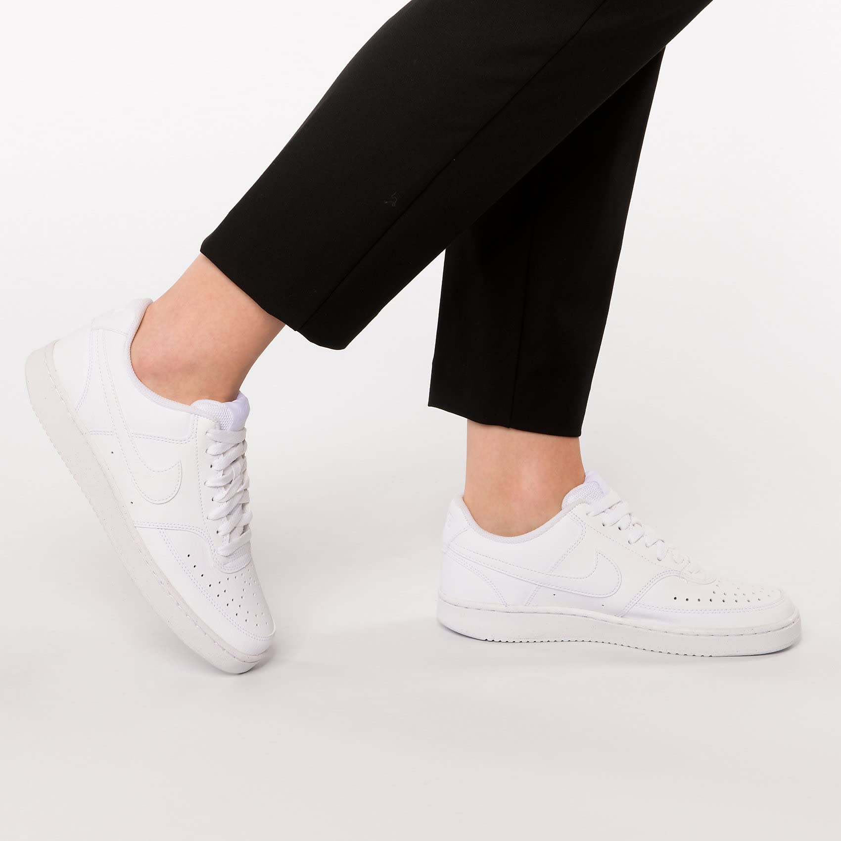 Nike Women's WMNS Court Vision Low Sneaker - Lightweight Comfortable Casual Shoes for Women - Perfect for Walking, Running, Gym & Everyday Wear