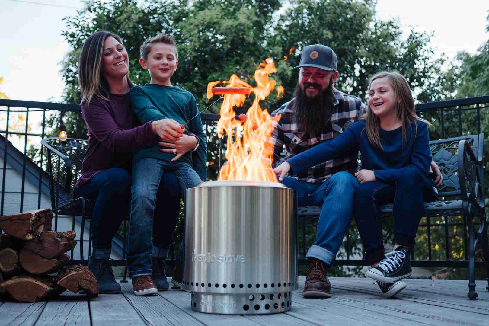 Solo Stove Ranger 2.0 Smokeless Portable Fire Pit with Stand - Outdoor Camping, Backyard, Patio, and Beach Bonfire Companion