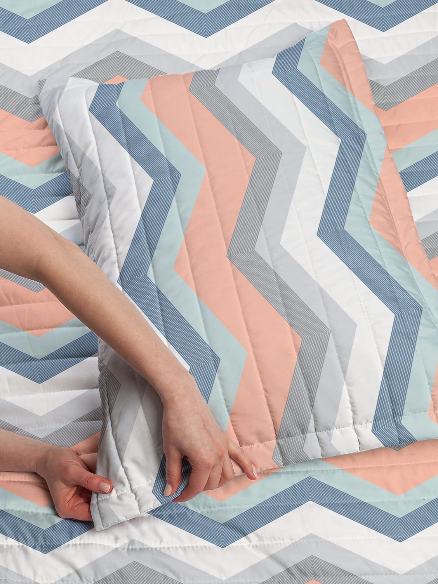 Ambesonne Reversible King Size Bedspread Set - Geometric Chevron Stripes & Zigzag Design, Microfiber Comforter with Pillow Shams in Salmon White | Modern Abstract Bedroom Decor for Master Bedroom or Guest Room