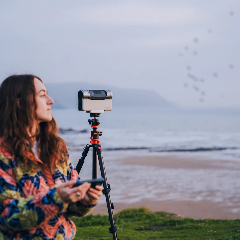 DWARF 3 Smart Telescope - Portable Digital Telescope for Stargazing, Bird Watching & Astronomy - Perfect for Beginners & Kids - Ideal for Outdoor Adventures, Camping & Backyard Exploration