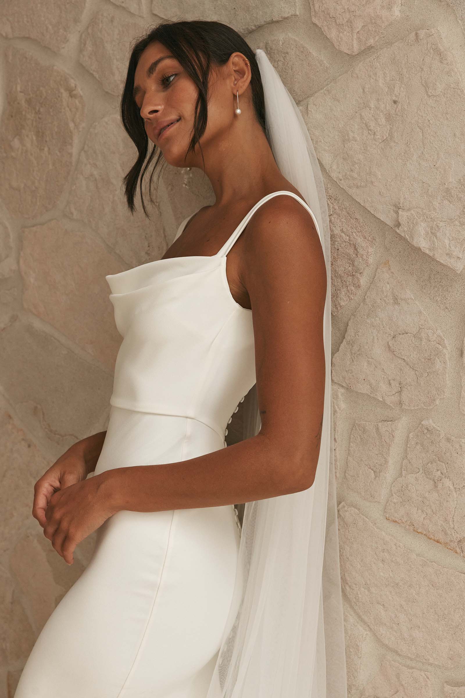 Grace Veil - Elegant Wedding Veil for Brides | Perfect for Church Ceremonies, Outdoor Weddings & Photography