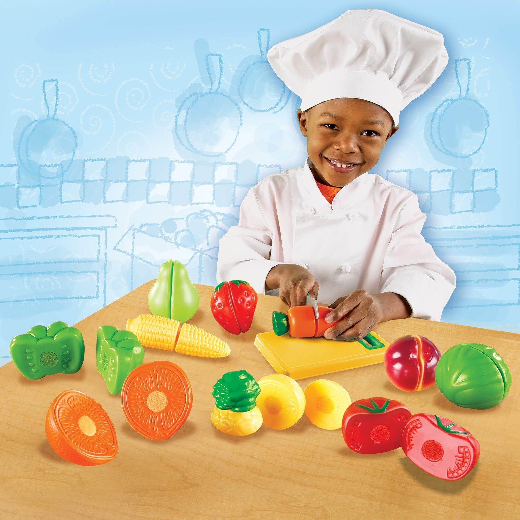 Learning Resources Pretend & Play Fruit and Veggies Toy Set - Plastic Cutting Play Food for Kids, Kitchen Role Play, Educational Toy for Ages 3+ - Perfect for Preschool Learning & Imaginative Play