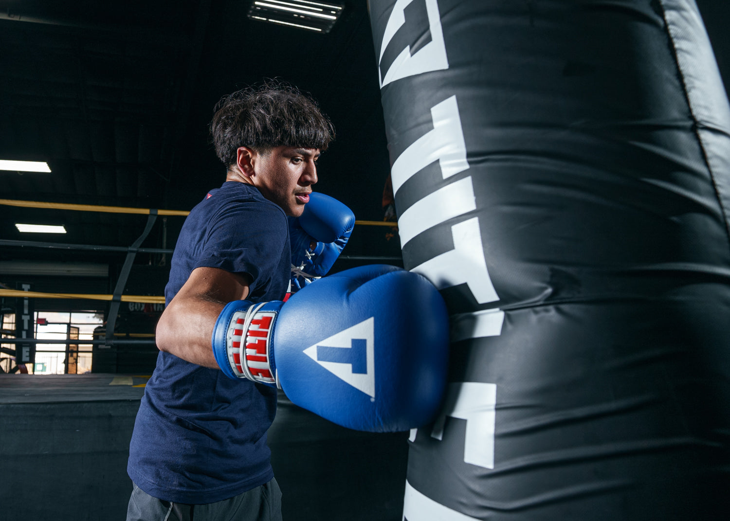 Premium Classic Leather Lace-Up Boxing Gloves 2.0 for Training & Sparring - Ideal for Boxing, MMA, Kickboxing & Fitness Workouts