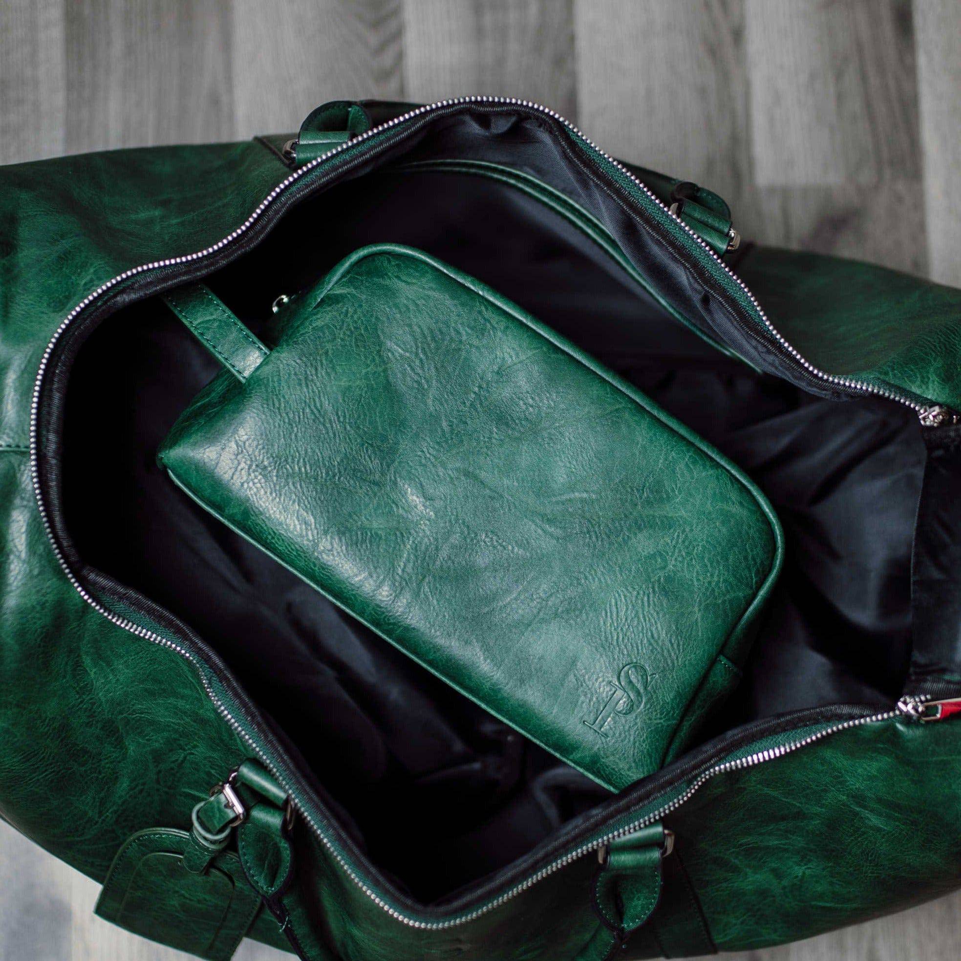 Premium Emerald Green Leather Toiletry Bag for Men & Women - Waterproof Travel Cosmetic Organizer - Perfect for Vacation, Gym & Business Trips