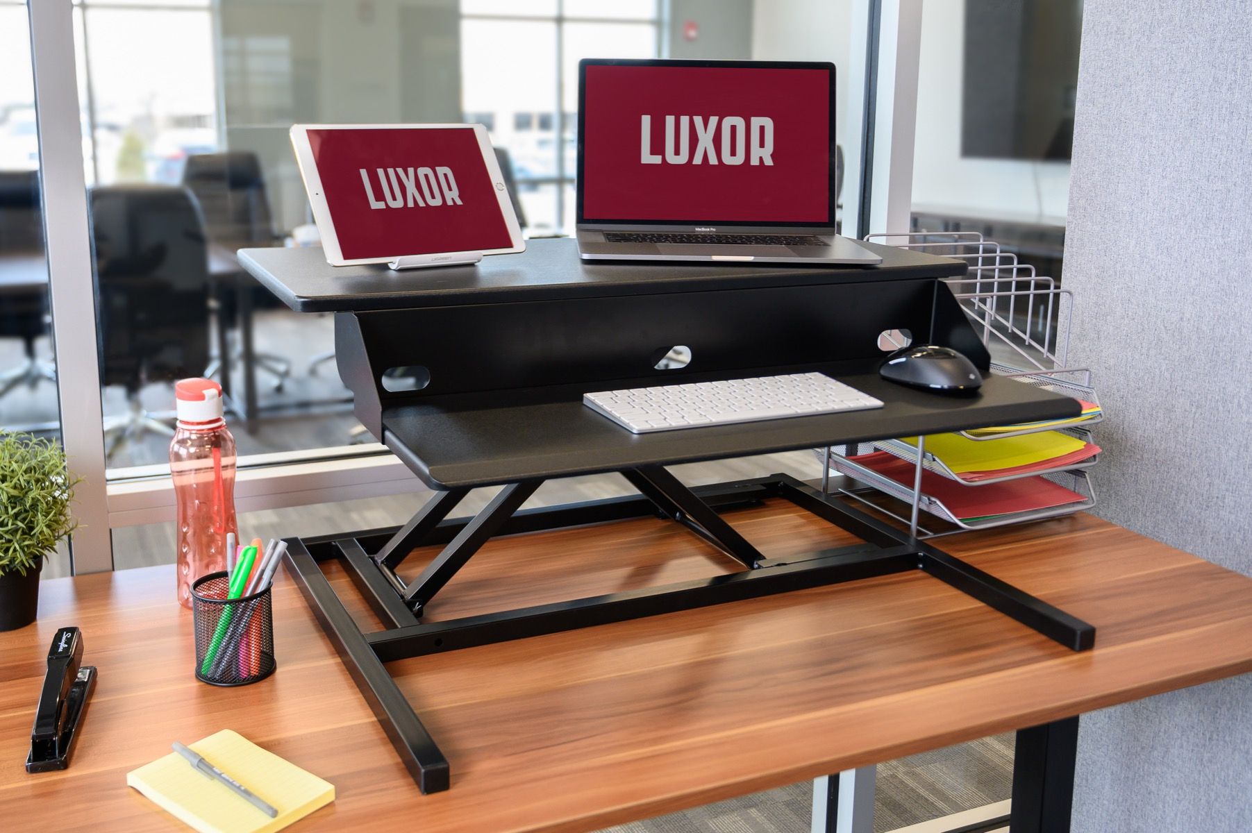 Ergonomic Two-Tier 32