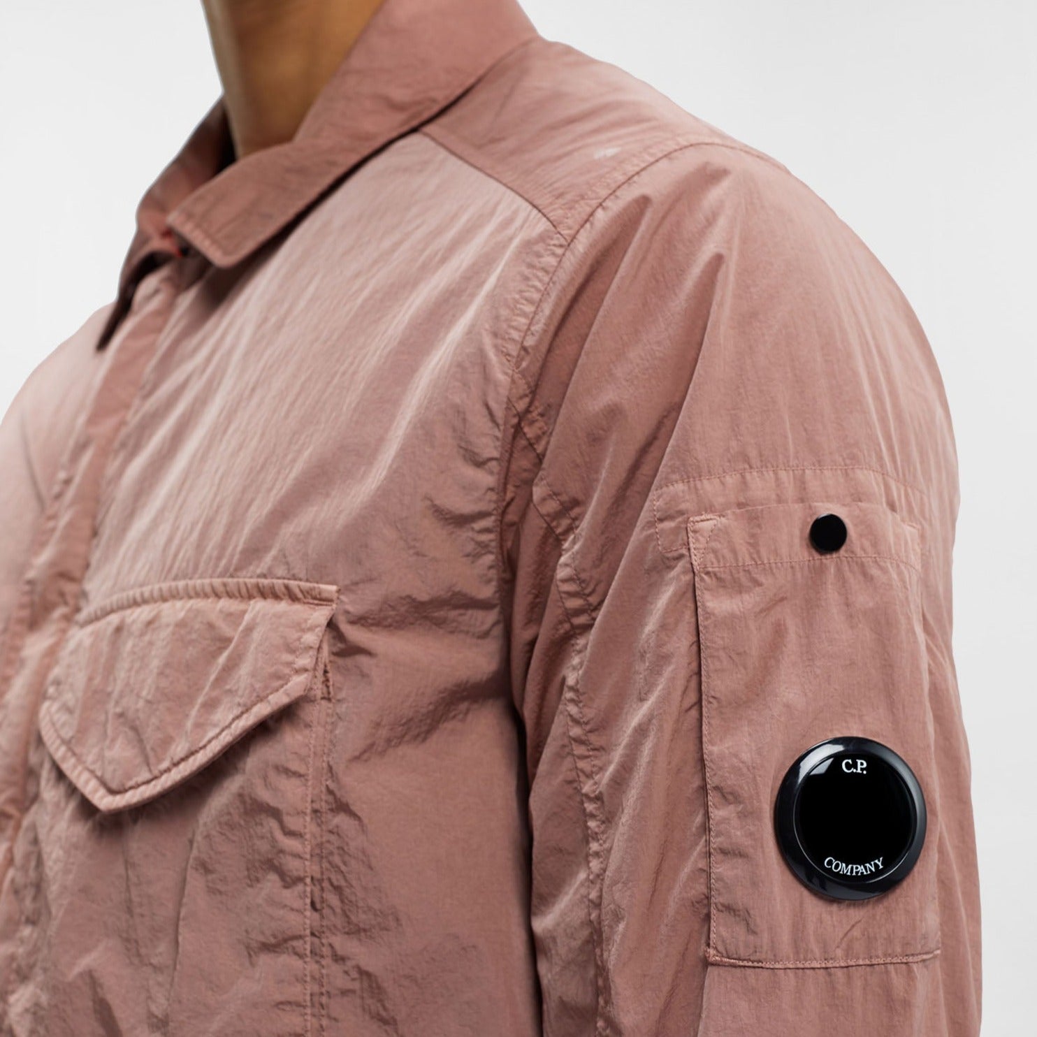 CP Company Pink Chrome R Overshirt - Stylish Men's Lightweight Jacket for Casual Wear & Street Fashion | Perfect for Urban Outings & Spring Layering