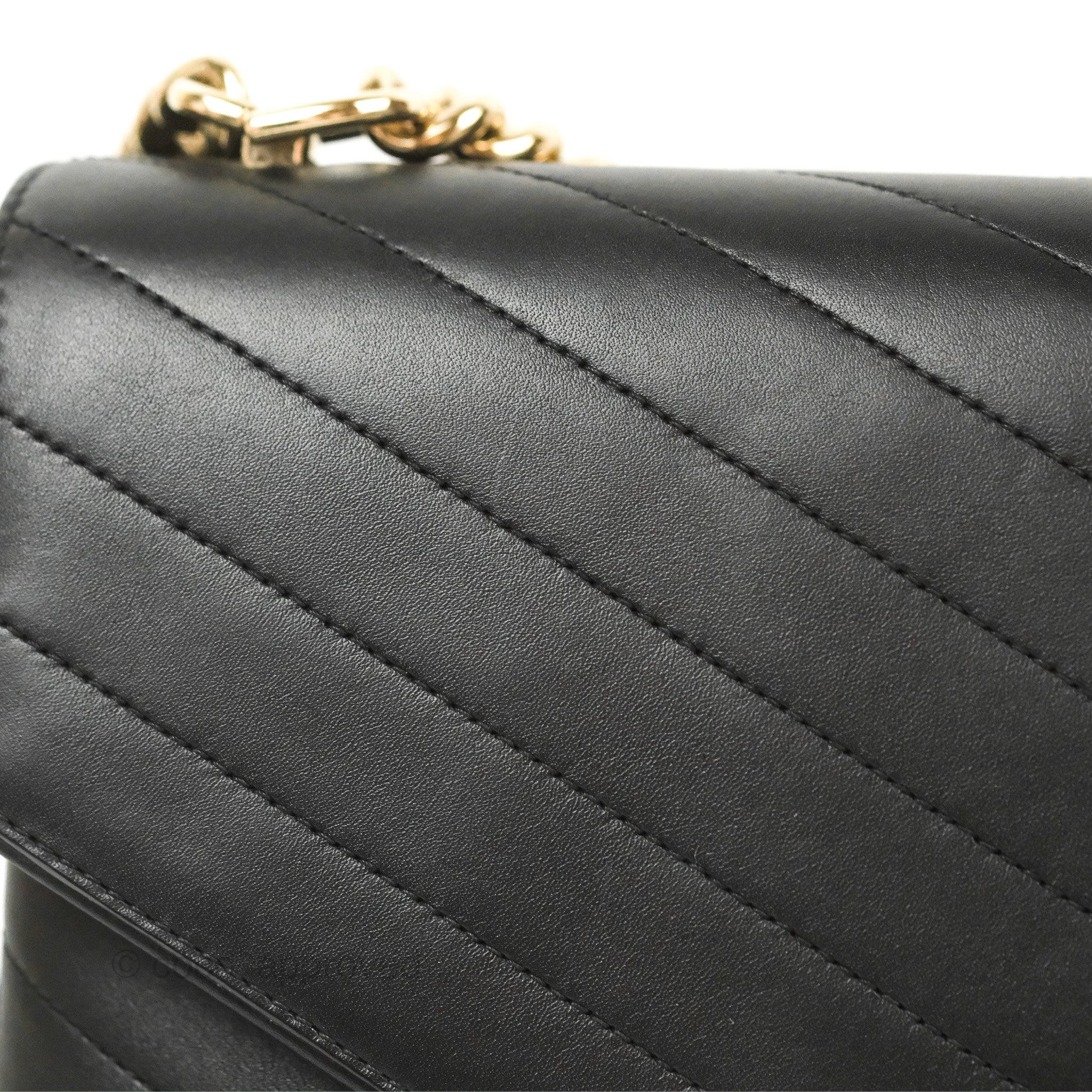 Chanel Chevron Stitched Coco Flap Bag in Black Calfskin with Gold Hardware - Luxury Crossbody Purse for Women, Perfect for Evening Events & Date Nights