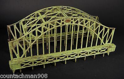 Lionel HellGate Bridge Train Set - Original Model with Extra Track Pieces for O Gauge Layouts - Perfect for Model Train Enthusiasts and Railroad Displays