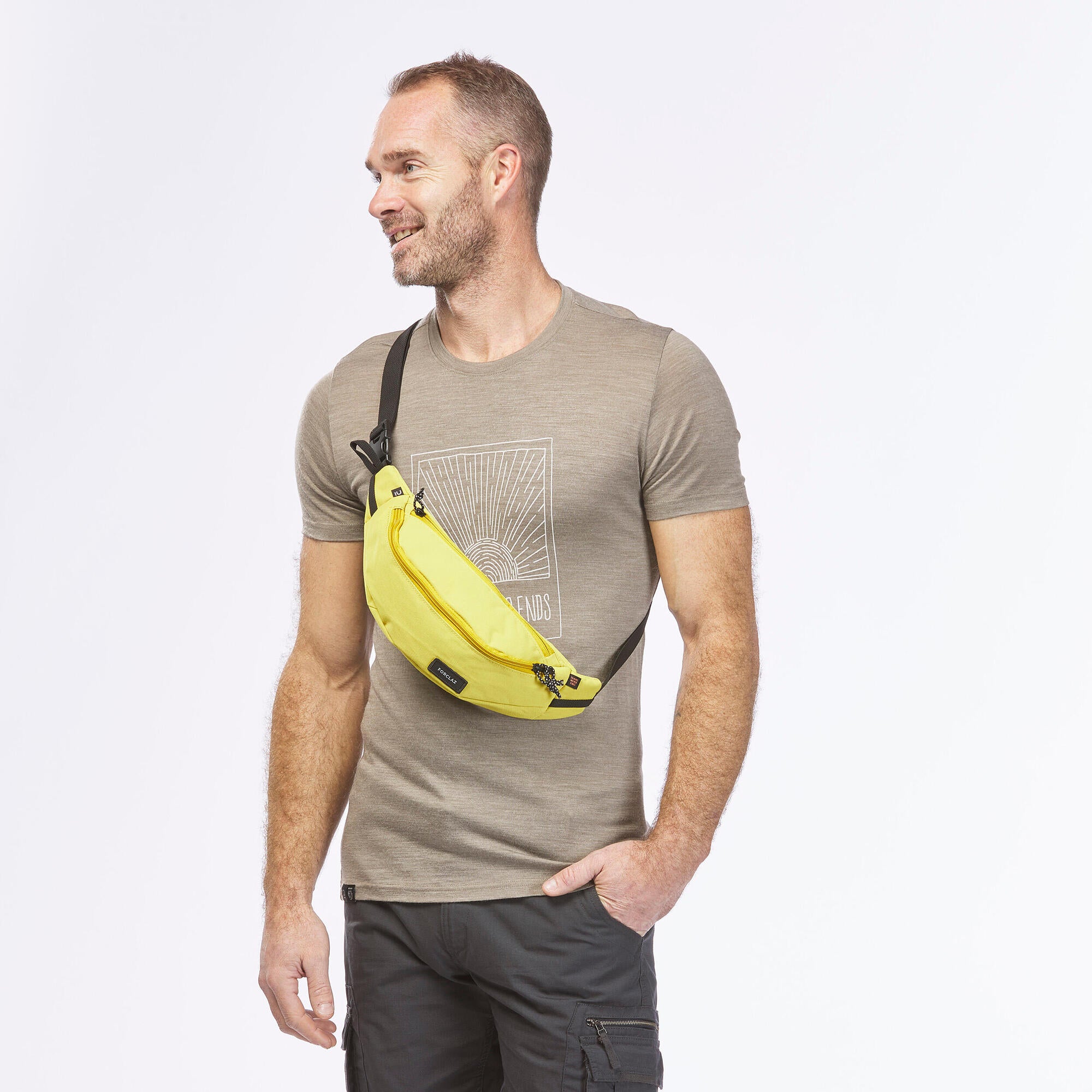 Forclaz Travel 2 L Belt Bag - Lightweight Waist Pack for Hiking, Running & Travel - Hands-Free Storage for Essentials - Perfect for Outdoor Adventures & Daily Commutes