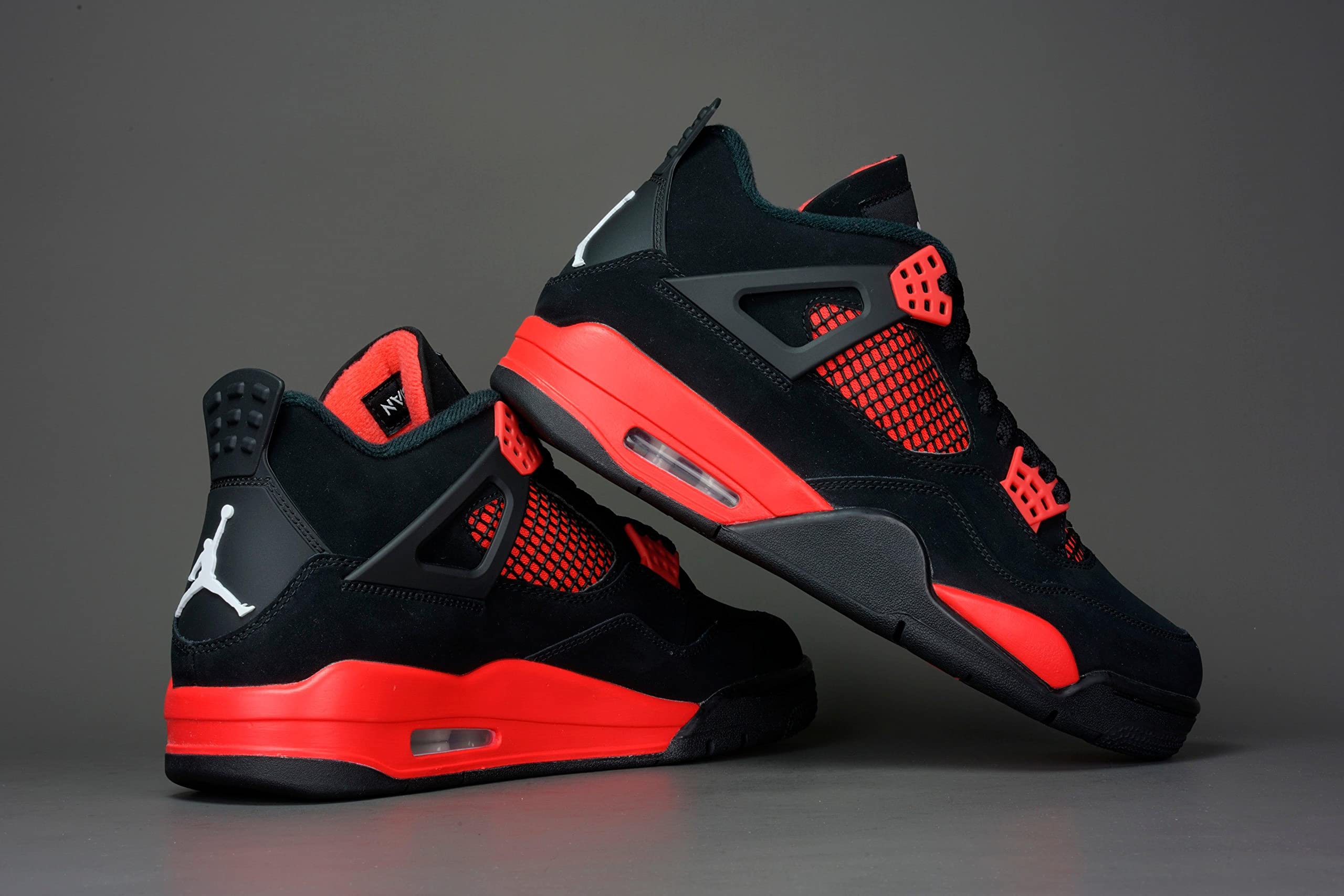 Jordan Men's Air Jordan 4 Retro Basketball Shoes - Classic Sneakers for Men, High-Top Comfort & Style - Perfect for Basketball, Casual Wear & Street Fashion