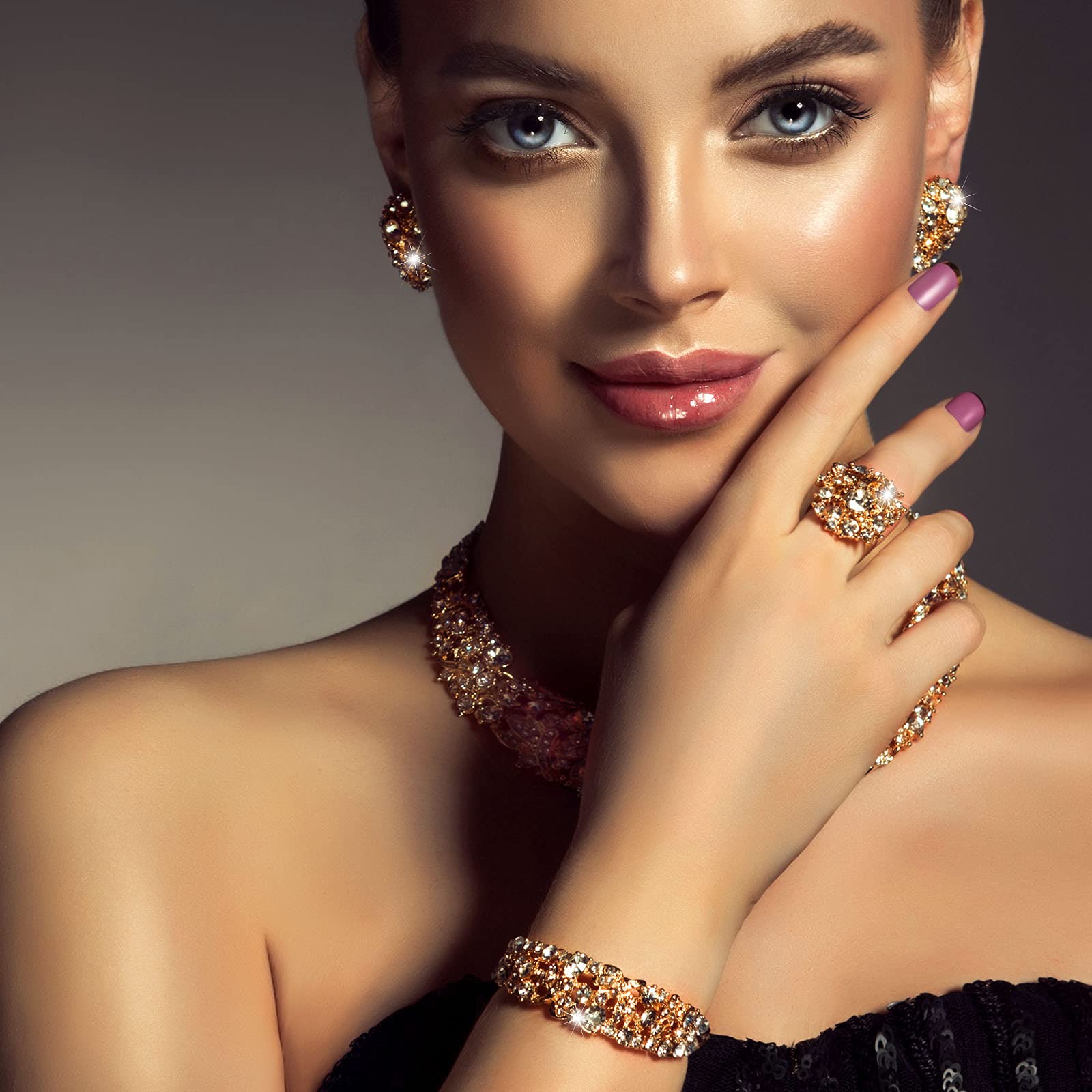 Hicarer 3 Rows Crystal Rhinestone Chain Strips for Sewing, DIY Crafts, Wedding Decor, Jewelry Making - Perfect for Dress Trimming, Handbag Embellishment, and Home Decoration Accessories