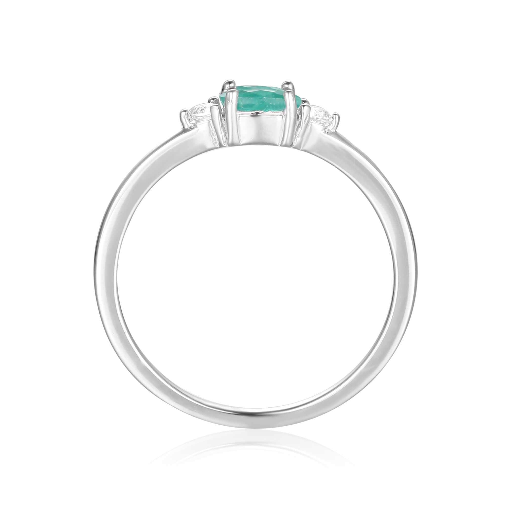 Emerald Oval Three Stone Ring – Elegant 14K Gold Wedding Band for Women | Perfect for Engagement, Anniversary & Special Occasions