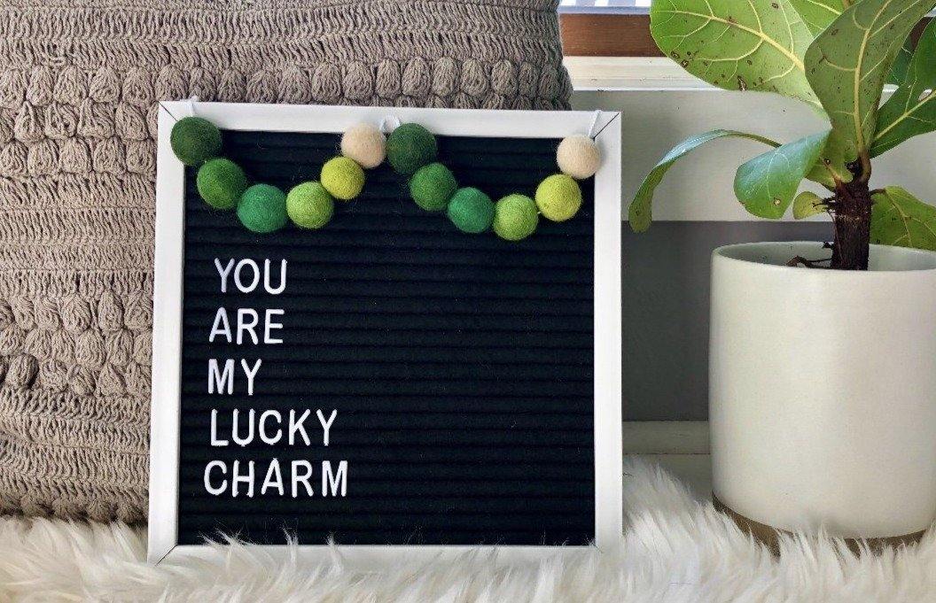 St. Patrick's Day Shamrock Garland - Irish Themed Party Decor for Home, Office & Festive Celebrations