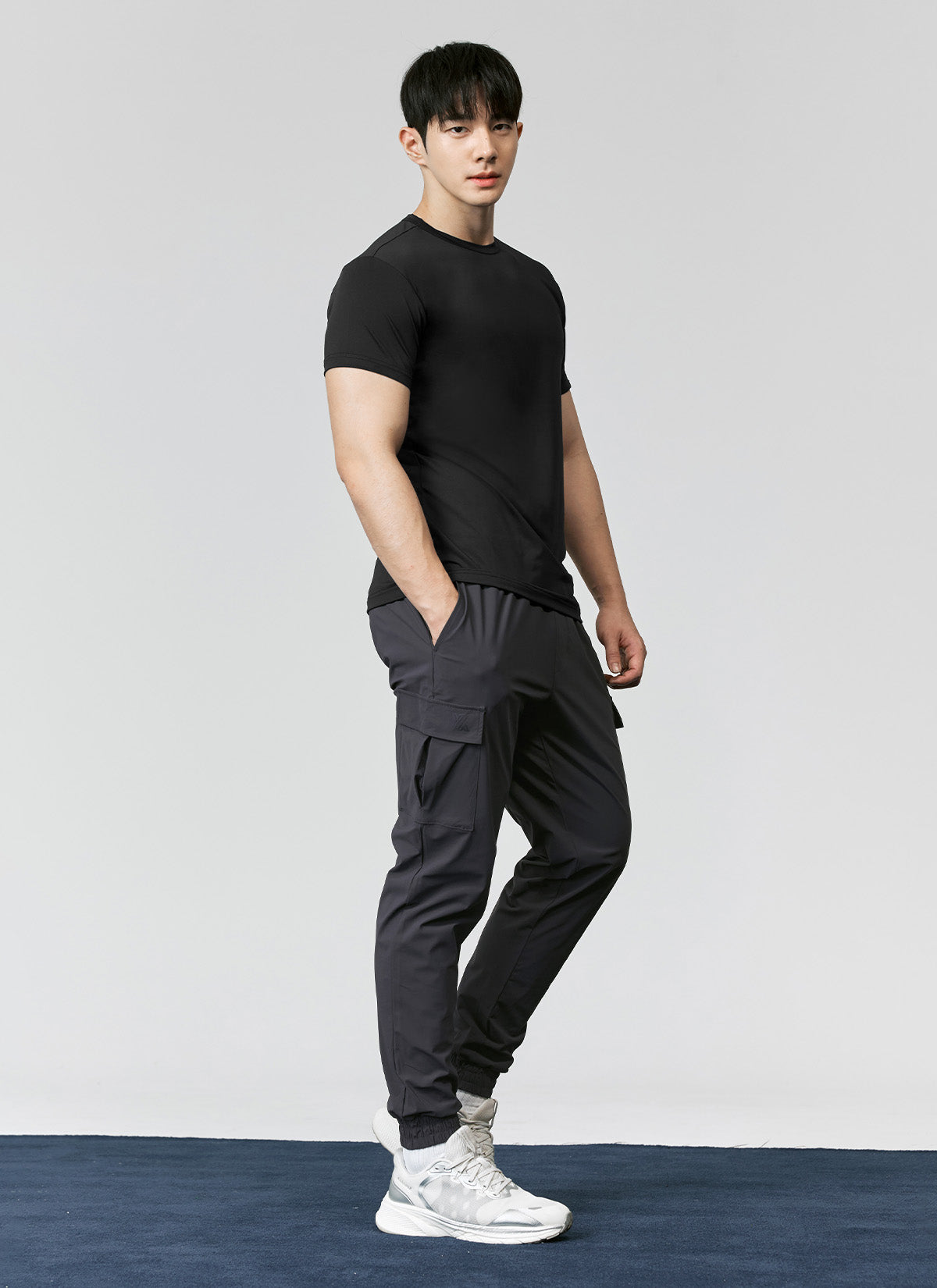 Comfortable Cargo Joggers for Men & Women - Stretchable Athletic Pants with Pockets - Perfect for Running, Gym, Travel & Casual Wear