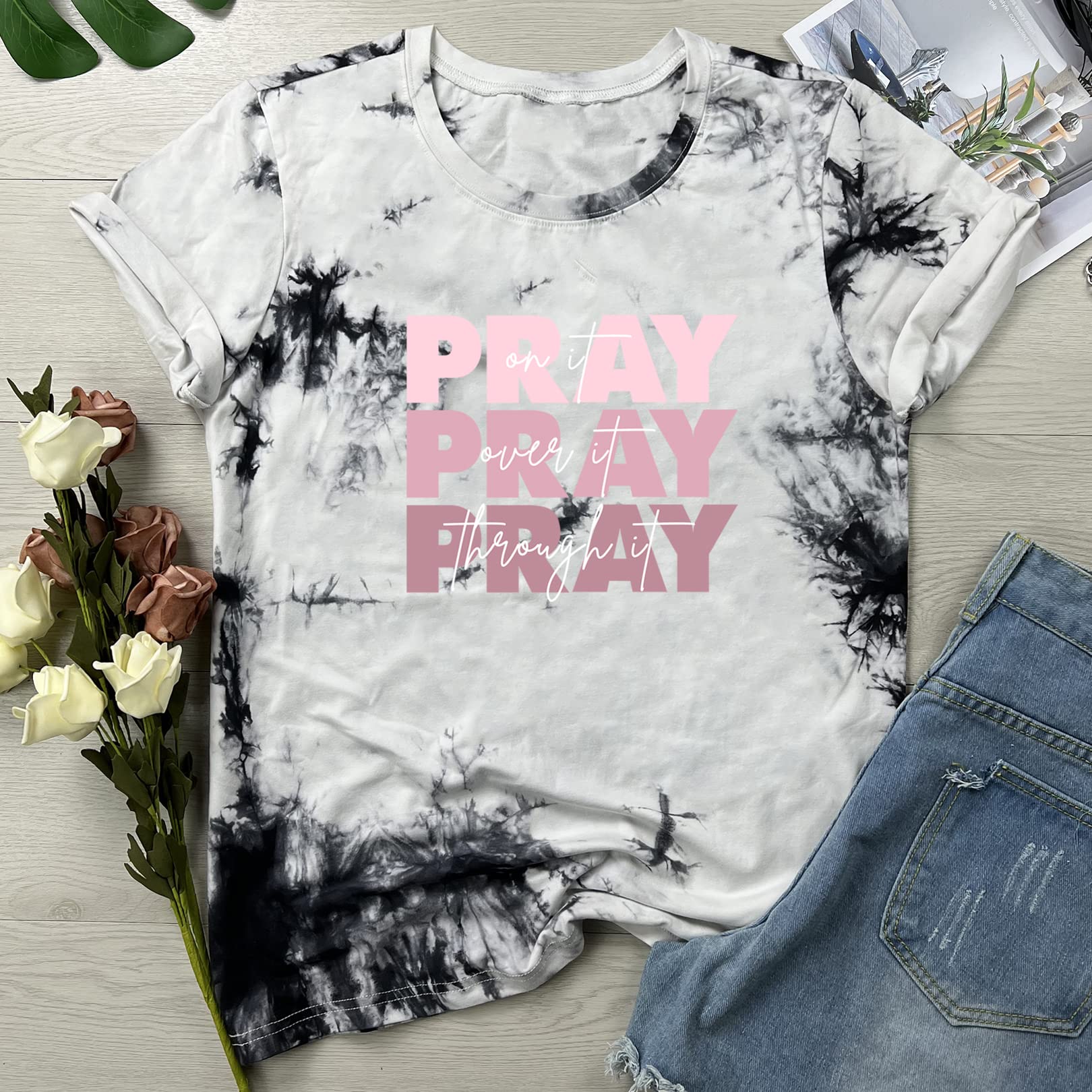 LOOKFACE Women's Short Sleeve Graphic Tees - Soft Cotton Casual T-Shirts for Everyday Wear | Trendy Cute Summer Tops for Outfits, Dates & Street Style