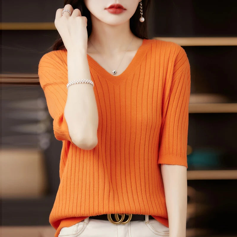 Women's Short Sleeve V-Neck Knit Casual Sweater - Soft Comfortable Pullover for Everyday Wear, Office & Weekend Outfits