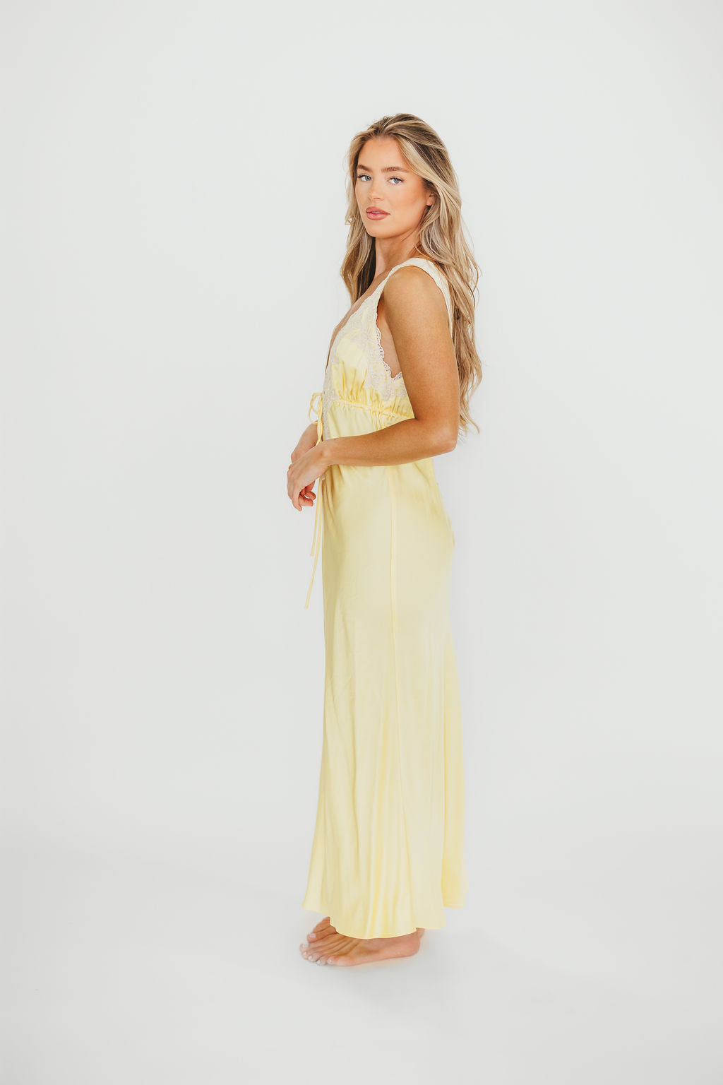 Seraphina Floral Print Maxi Dress - Elegant Banana Yellow Summer Dress for Women | Perfect for Beach Vacations, Weddings & Outdoor Parties