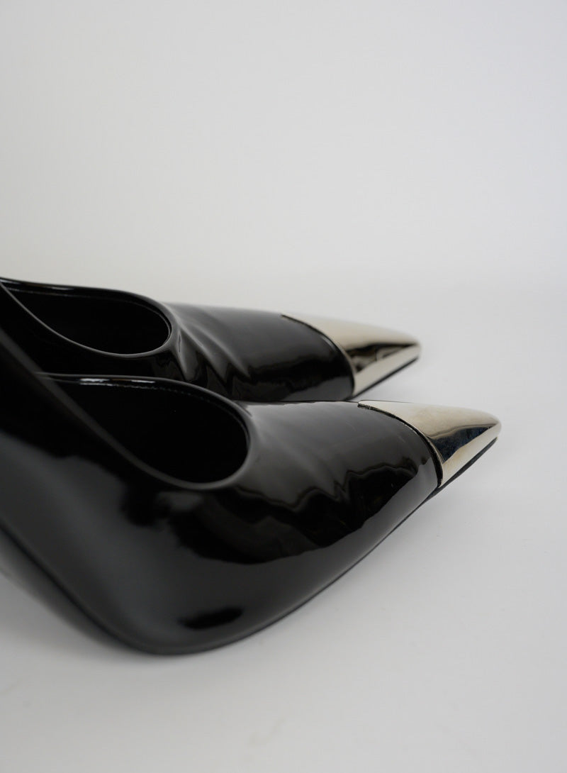 Saint Laurent Black Vernis Décolléte Heels Size 38.5 - Elegant High Heels for Women, Perfect for Evening Parties & Formal Events