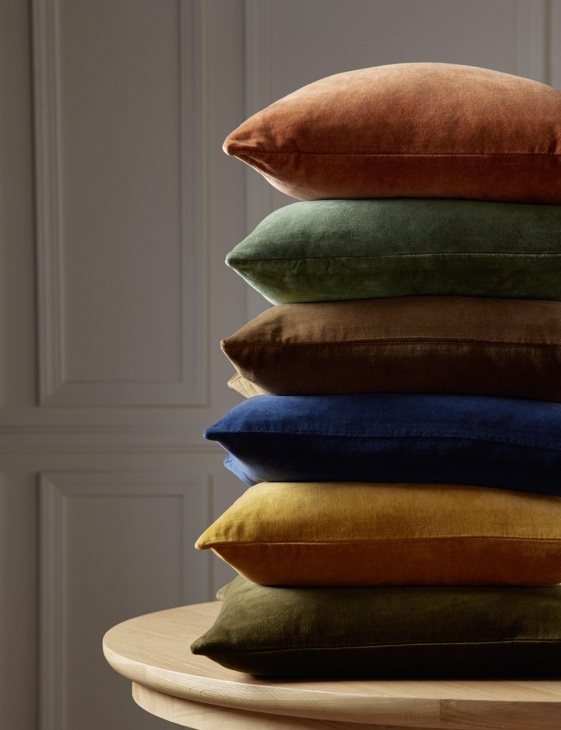 Charlotte Velvet Pillow - Soft Luxury Decorative Throw Pillow for Sofa, Bed & Couch - Perfect for Living Room, Bedroom & Home Decor