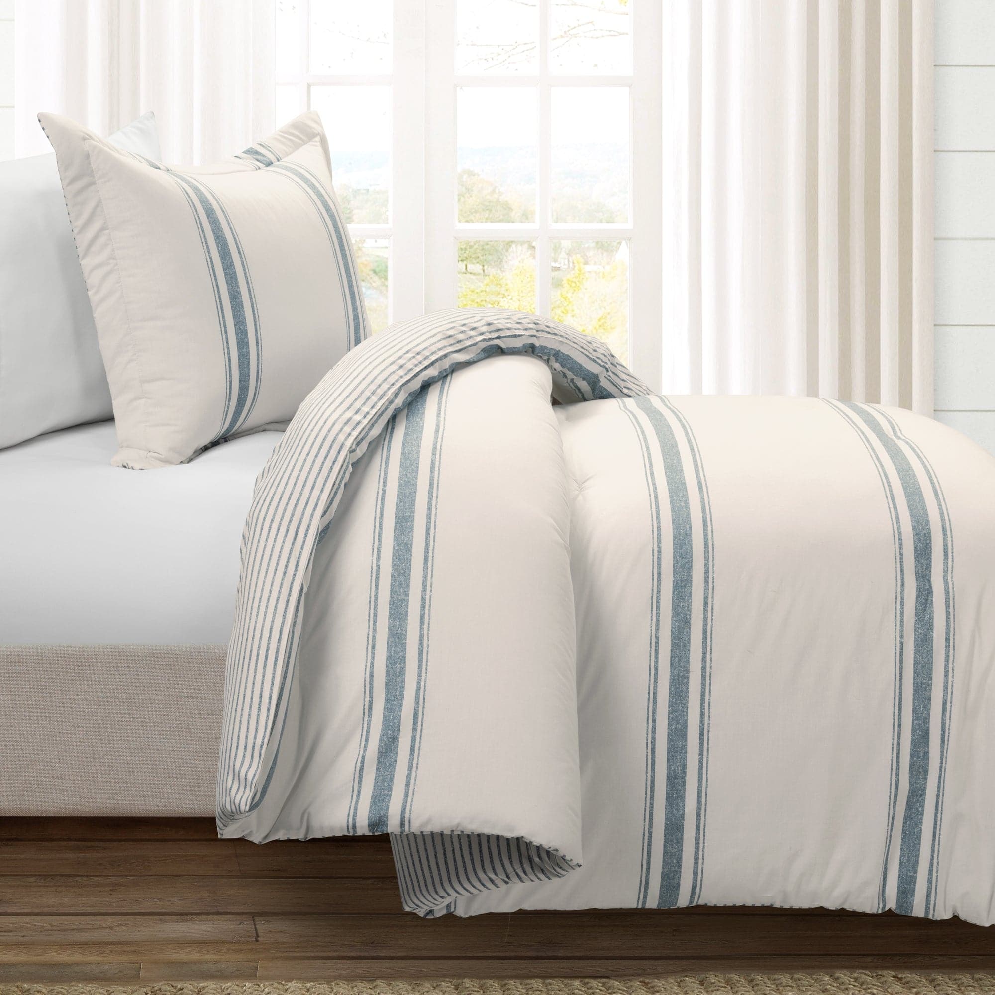 Farmhouse Stripe Reversible Comforter Set - Queen Size, Soft Breathable Cotton Bedding - Perfect for Cozy Bedroom Decor & Guest Room Styling