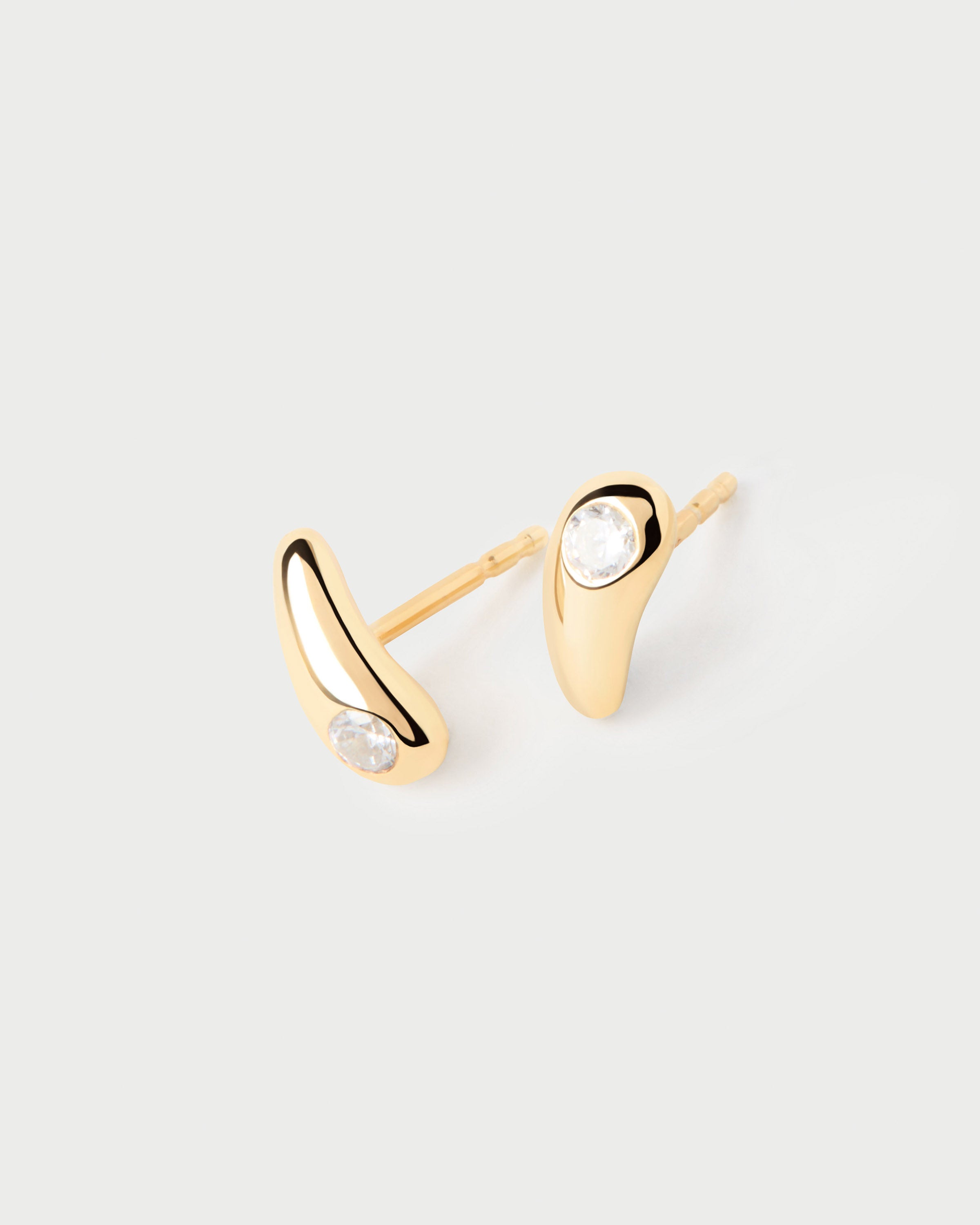 GRID Serena Stud Hoops - 14K Gold Plated Minimalist Earrings for Women | Hypoallergenic & Lightweight | Perfect for Everyday Wear, Office & Date Night
