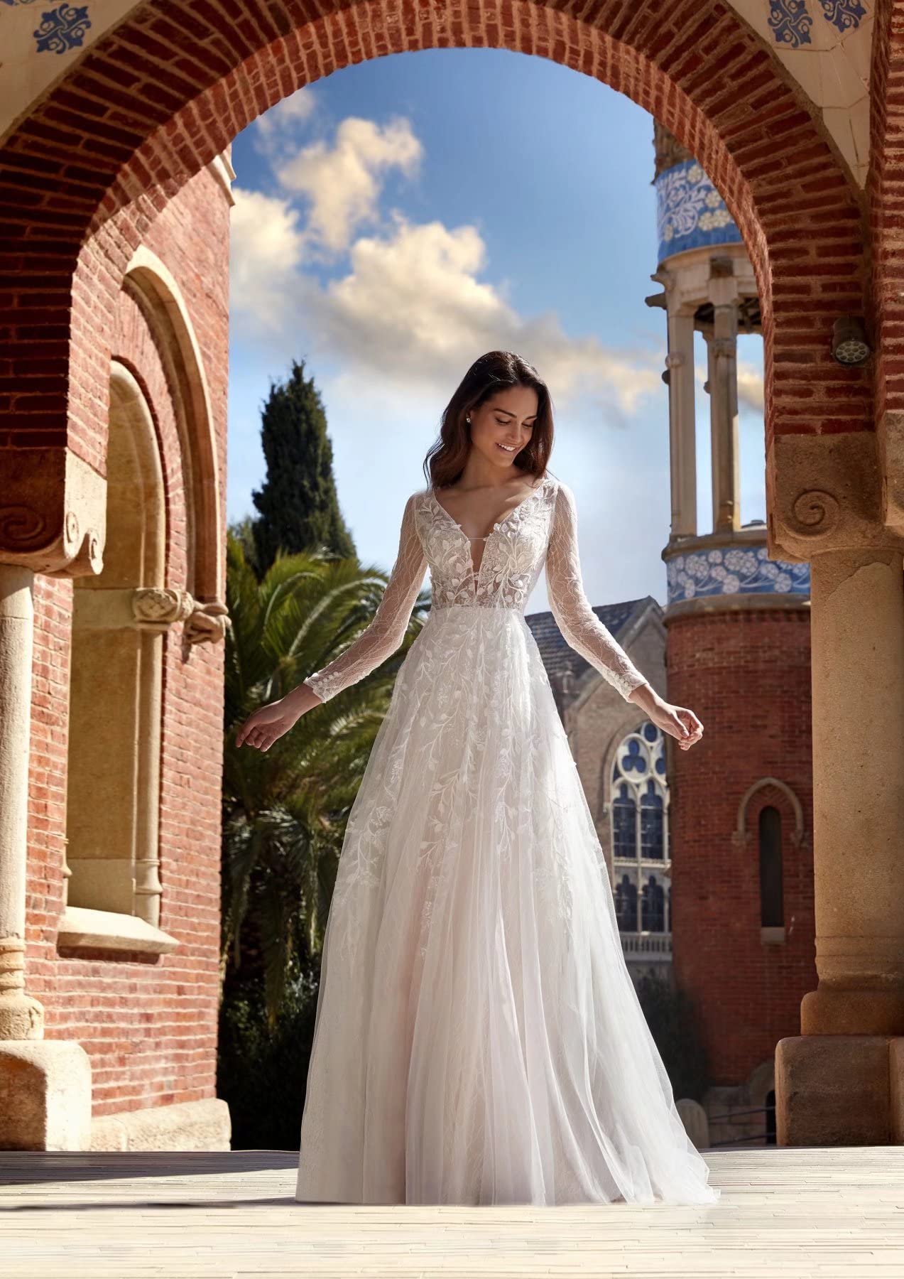 Elegant Double V-Neck Lace Wedding Dress for Women - Long Ball Gown Bridal Gown DR0001-10 | Perfect for Church Weddings, Beach Ceremonies & Formal Receptions