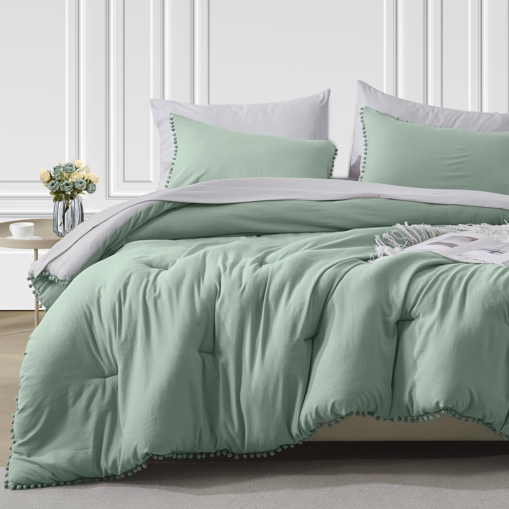 GRT 7-Piece Reversible Queen Size Bed in a Bag Comforter Set with Pom Pom Fringe - Green Bedding Set Includes Comforter, Pillow Shams, Flat Sheet, Fitted Sheet & Pillowcases - Perfect for Master Bedrooms, Guest Rooms & Cozy Home Decor