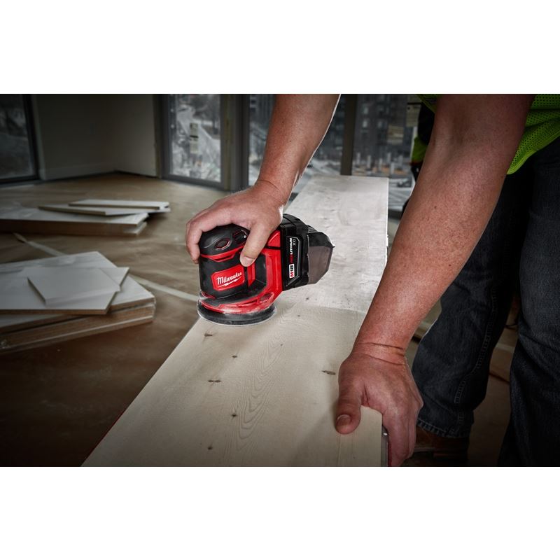 **DEWALT M18 18V Cordless Random Orbit Sander Kit with Lithium-Ion Battery - Perfect for Woodworking, Sanding, and DIY Projects**
