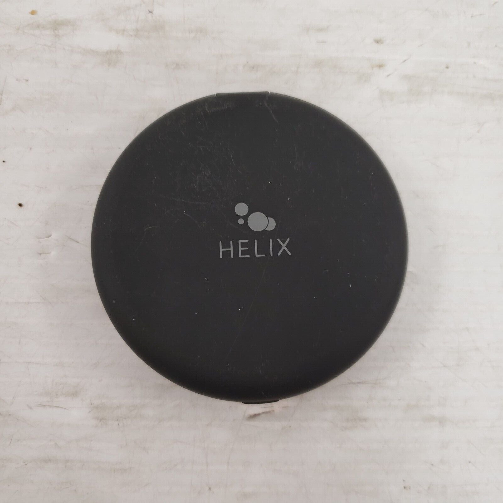 Helix ETHQ12B Fast Wireless Charger for iPhone, Samsung, AirPods - Qi-Certified 15W Charging Pad for Home, Office, and Car Use