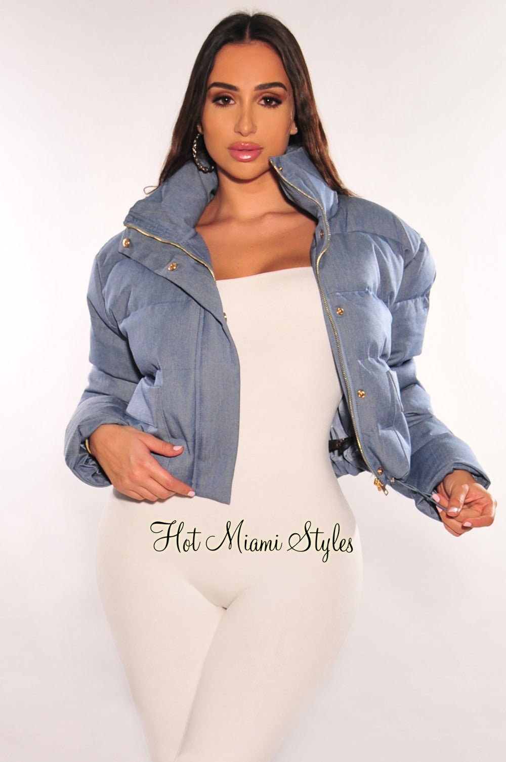 Women's Denim Puffer Bomber Jacket - Cropped Long Sleeve Zip Up Coat for Winter | Stylish Outerwear for Casual Outings & Streetwear Fashion