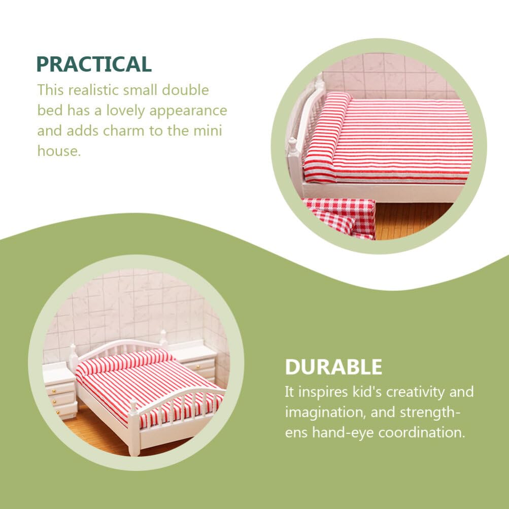 Totority 1:12 Scale Wooden Dollhouse Bed - Miniature Dollhouse Furniture Set for Tabletop Display, DIY Projects & Collectibles - Perfect for Dollhouse Decor, Miniature Scenes & Model Train Layouts