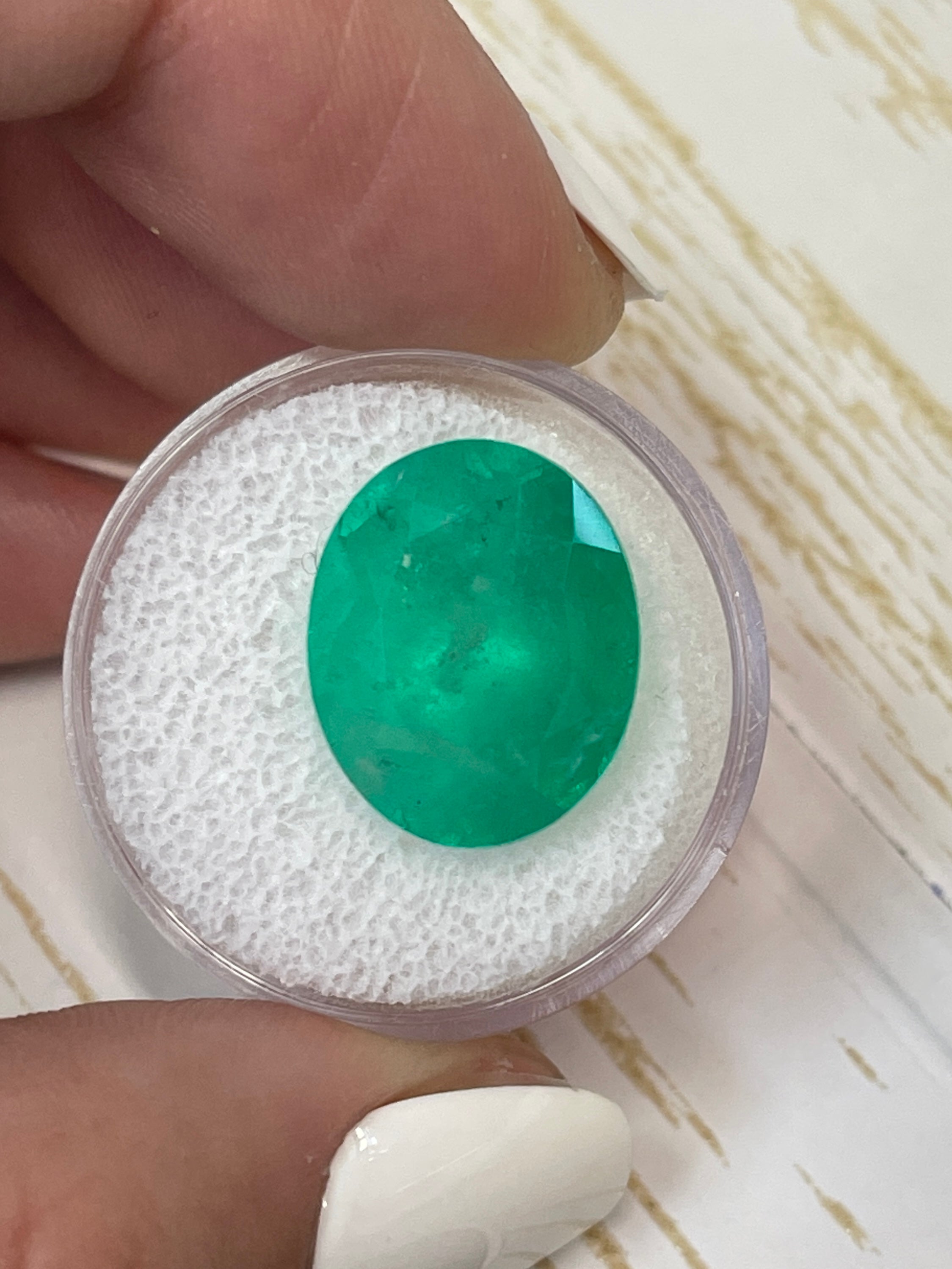 13.19 Carat Natural Colombian Emerald - Oval Cut Loose Gemstone (17x14mm) | Medium Green Color | Jewelry Making, Engagement Rings & Luxury Gifts