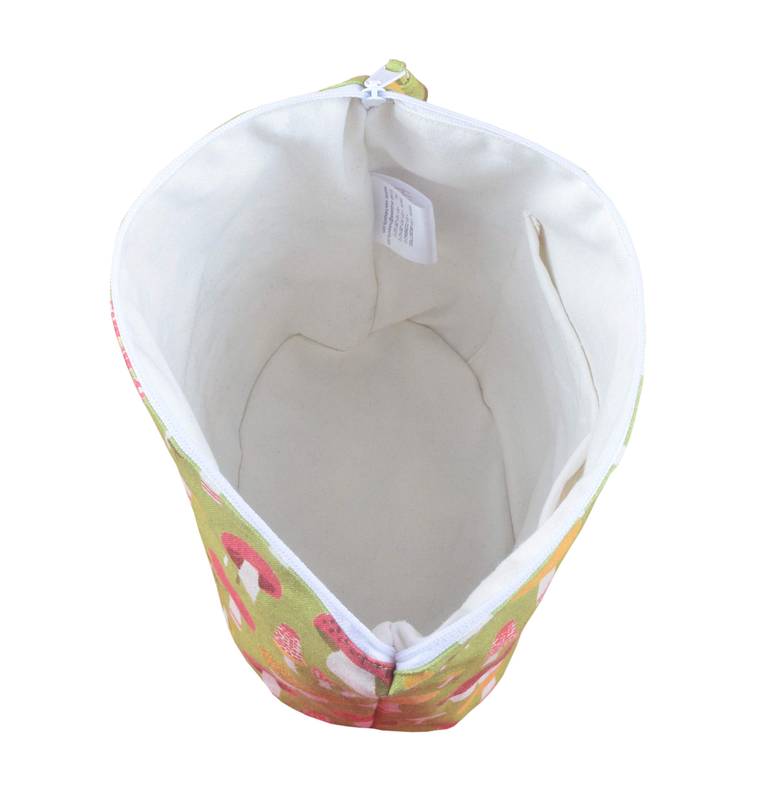 HVE Women's Mushroom Print Makeup Bag | Waterproof Cosmetic Pouch for Travel & Daily Use | Toiletry Organizer for Makeup Brushes & Accessories | Perfect Gift for Girls & Women (9.8x5.7x2.8 inches) | Great for Travel, Gym & Home Storage