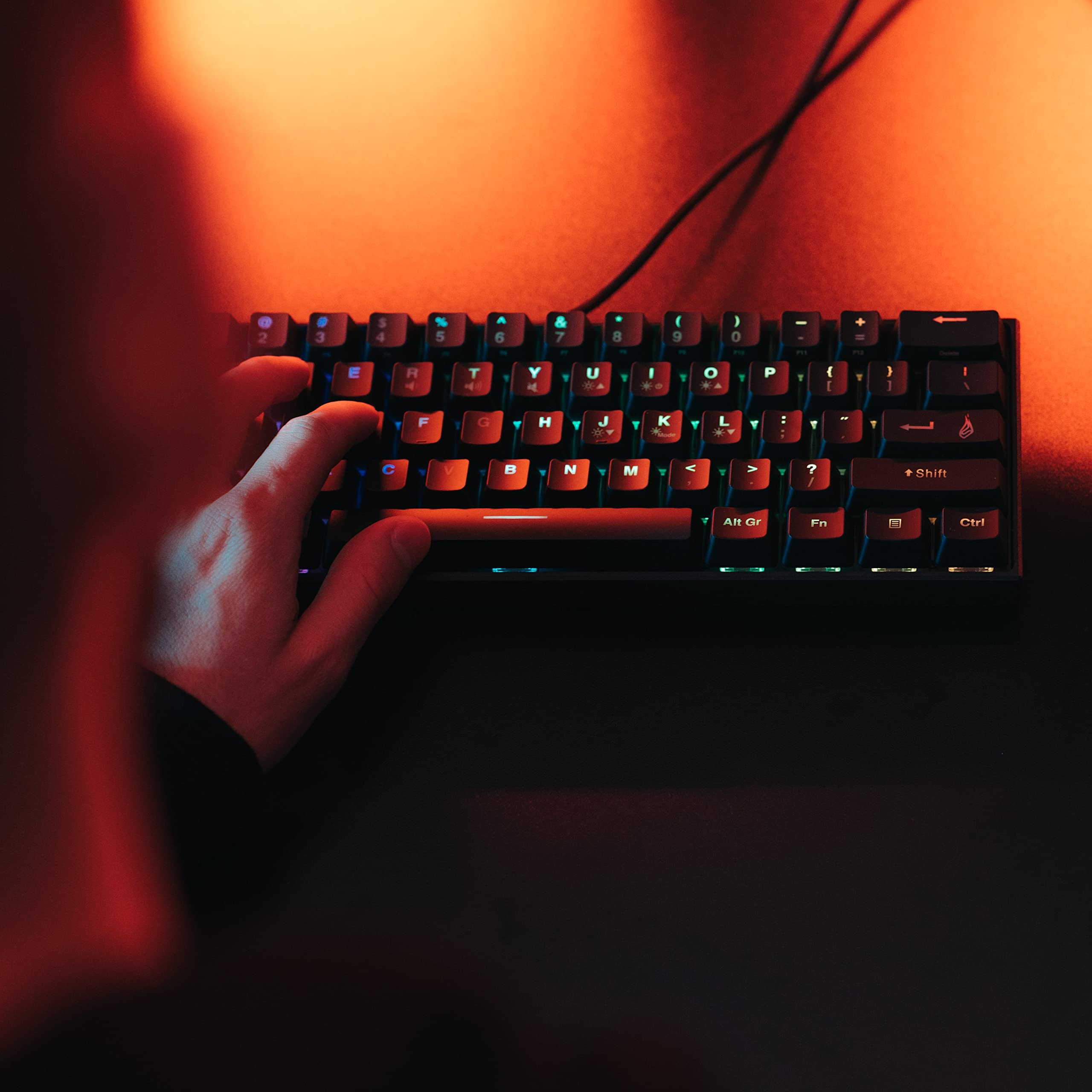 SureFire Kingpin M1 60% Mechanical Gaming Keyboard - Compact & Portable Nordic Layout, RGB Backlit Keys, 100% Anti-Ghosting, QWERTY Scandinavian Design - Perfect for Esports, Office Work & Travel Gaming Setup