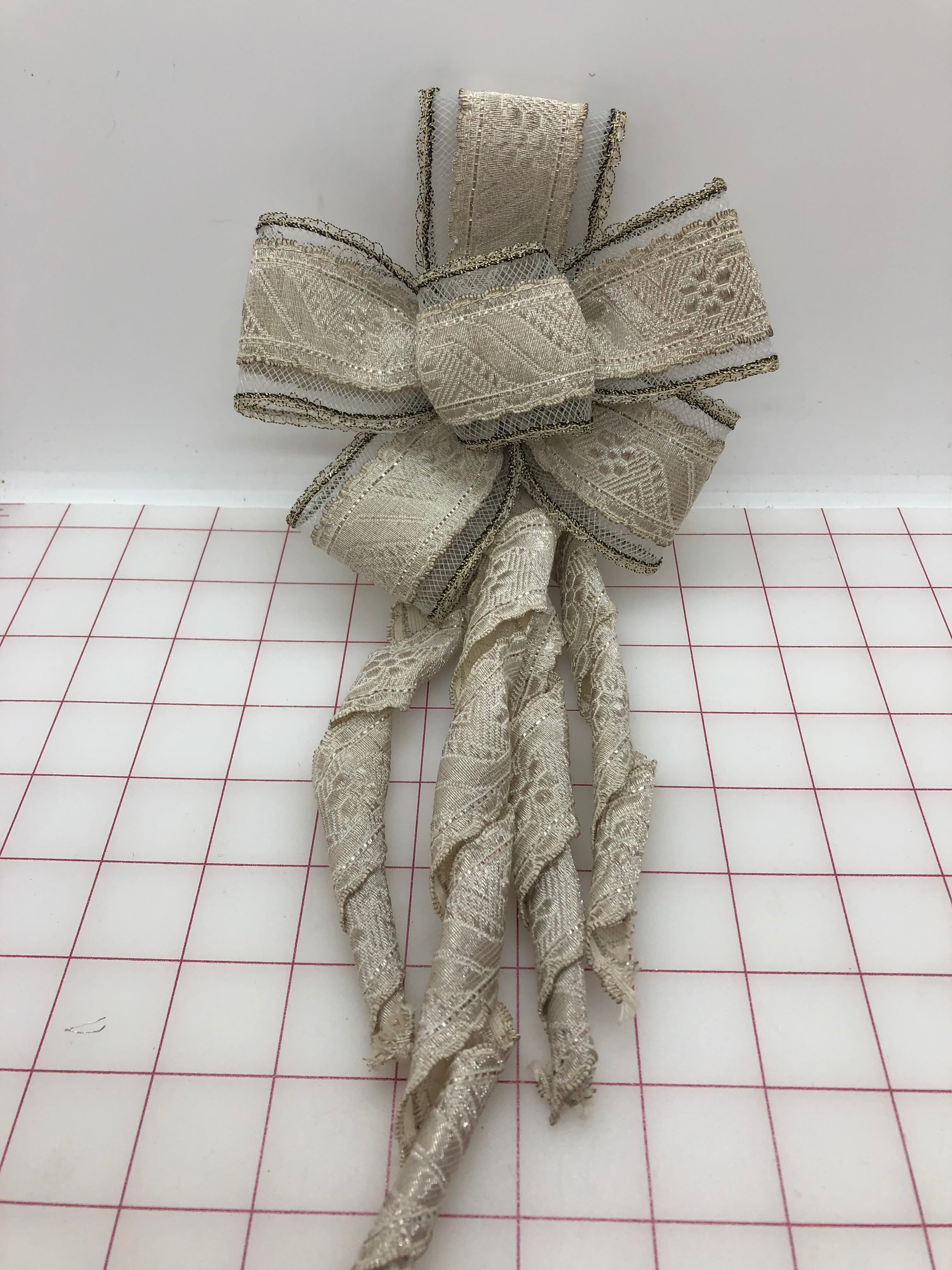 Elegant Silver/Gold/Ecru Horsehair Bows - Perfect for Weddings, Hair Accessories & Gift Wrapping - Limited Stock Available