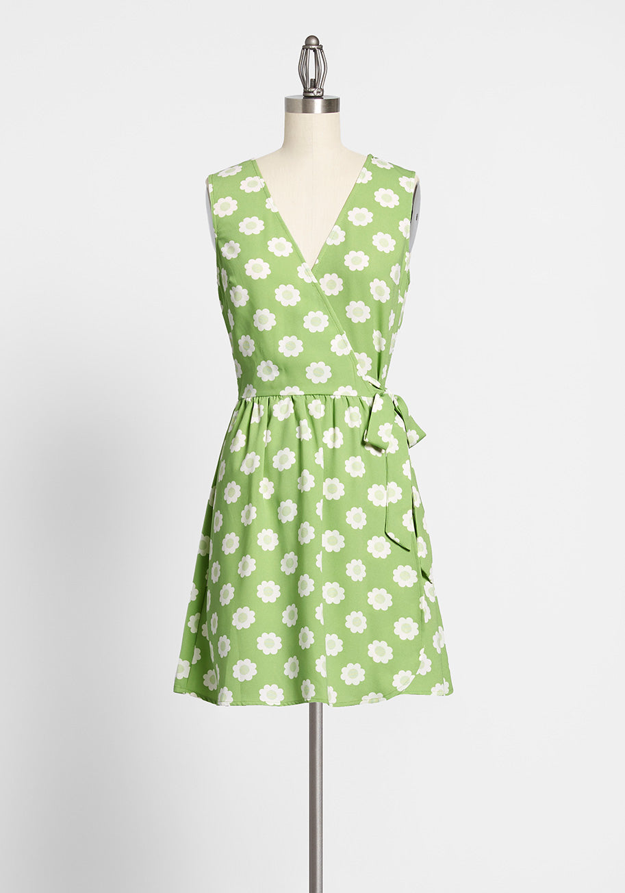 Elegant Wrap Dress for Women - Flattering & Comfortable for Work, Date Night & Special Occasions