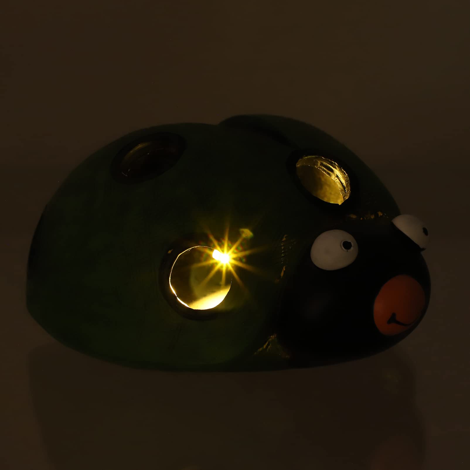1pc Solar Powered Ladybug Garden Lights - Waterproof Outdoor LED Solar Lights for Patio, Yard, Walkway, Pathway & Lawn Decoration (Green) | Perfect for Garden, Landscape & Backyard Lighting at Night