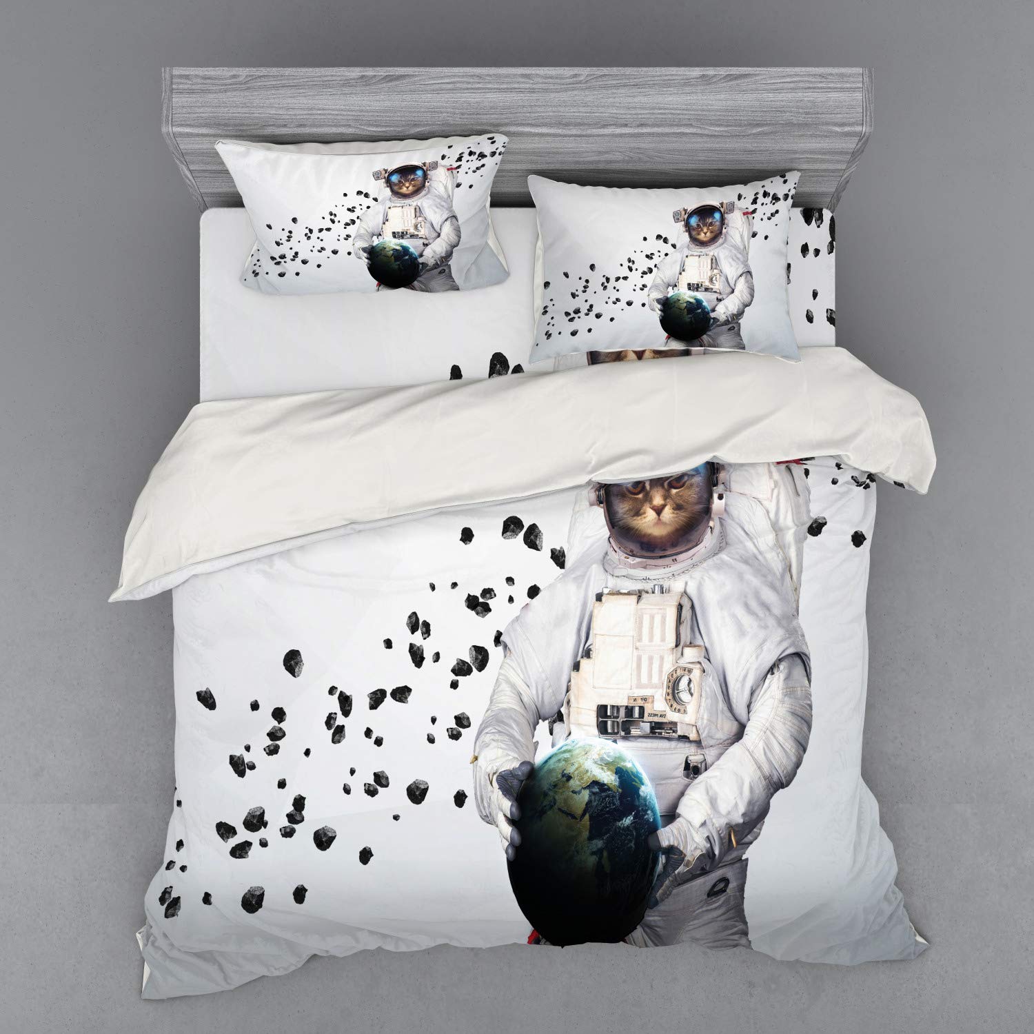 Ambesonne Space Cat Duvet Cover Set - Astronaut Kitten in Space Suit Holding Planet with Galaxy Design, 4-Piece King Size Bedding Set with Pillow Shams & Fitted Sheet, White Black Blue - Perfect for Kids' Rooms, Space Themed Bedrooms & Sci-Fi Decor
