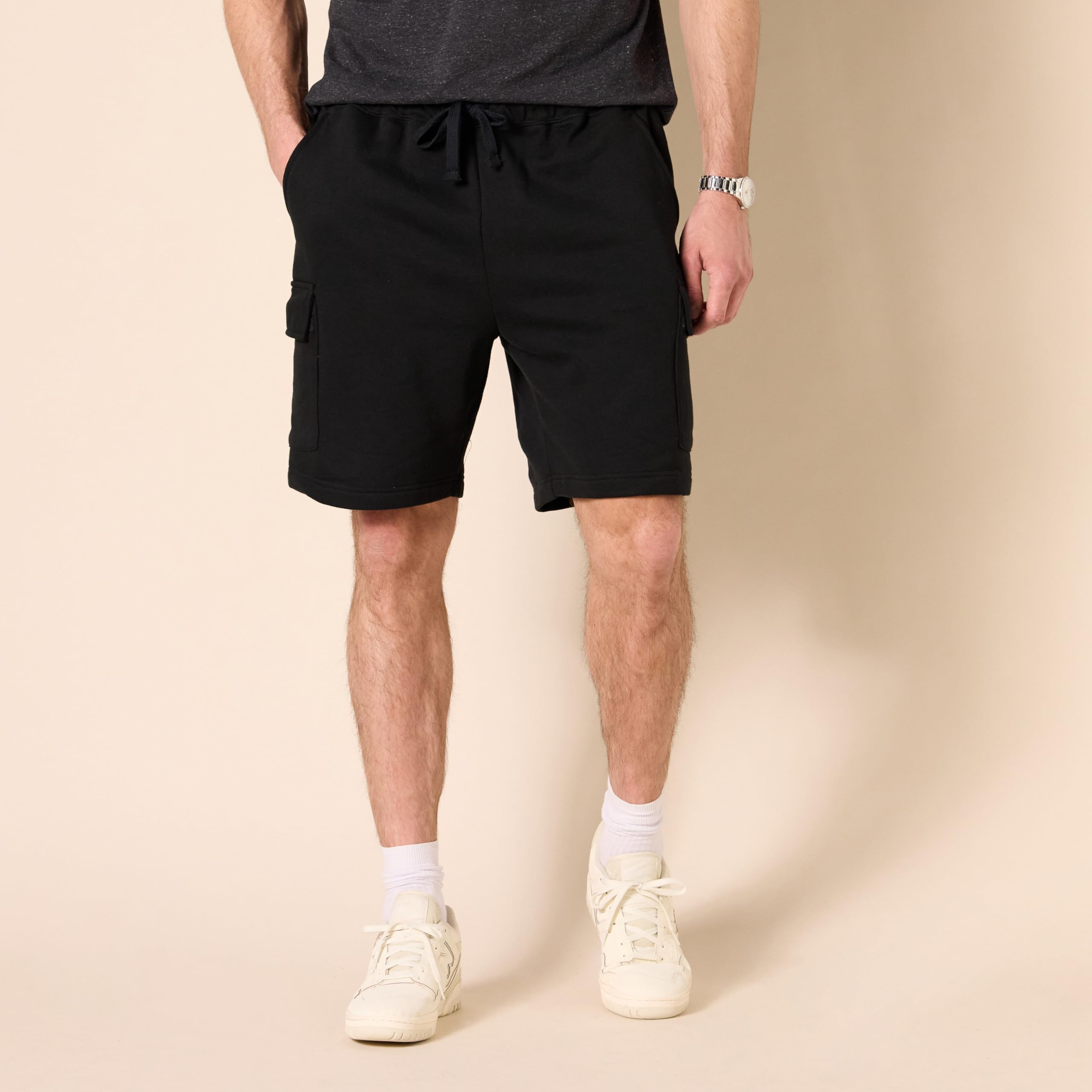 Amazon Essentials Men's Fleece Cargo Shorts - Comfortable Stretch Fit, Multiple Pockets | Perfect for Hiking, Travel & Casual Wear