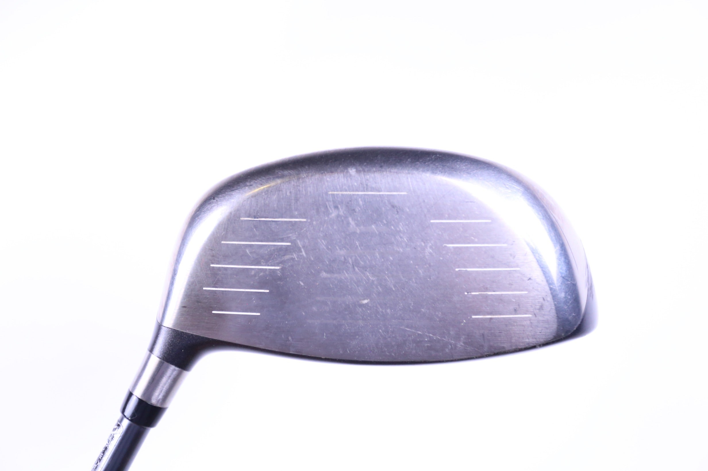 Used Cleveland HiBore XL Driver 9.5° Stiff Flex Fujikura Fit-On RH Golf Club - Perfect for Right-Handed Golfers on the Course