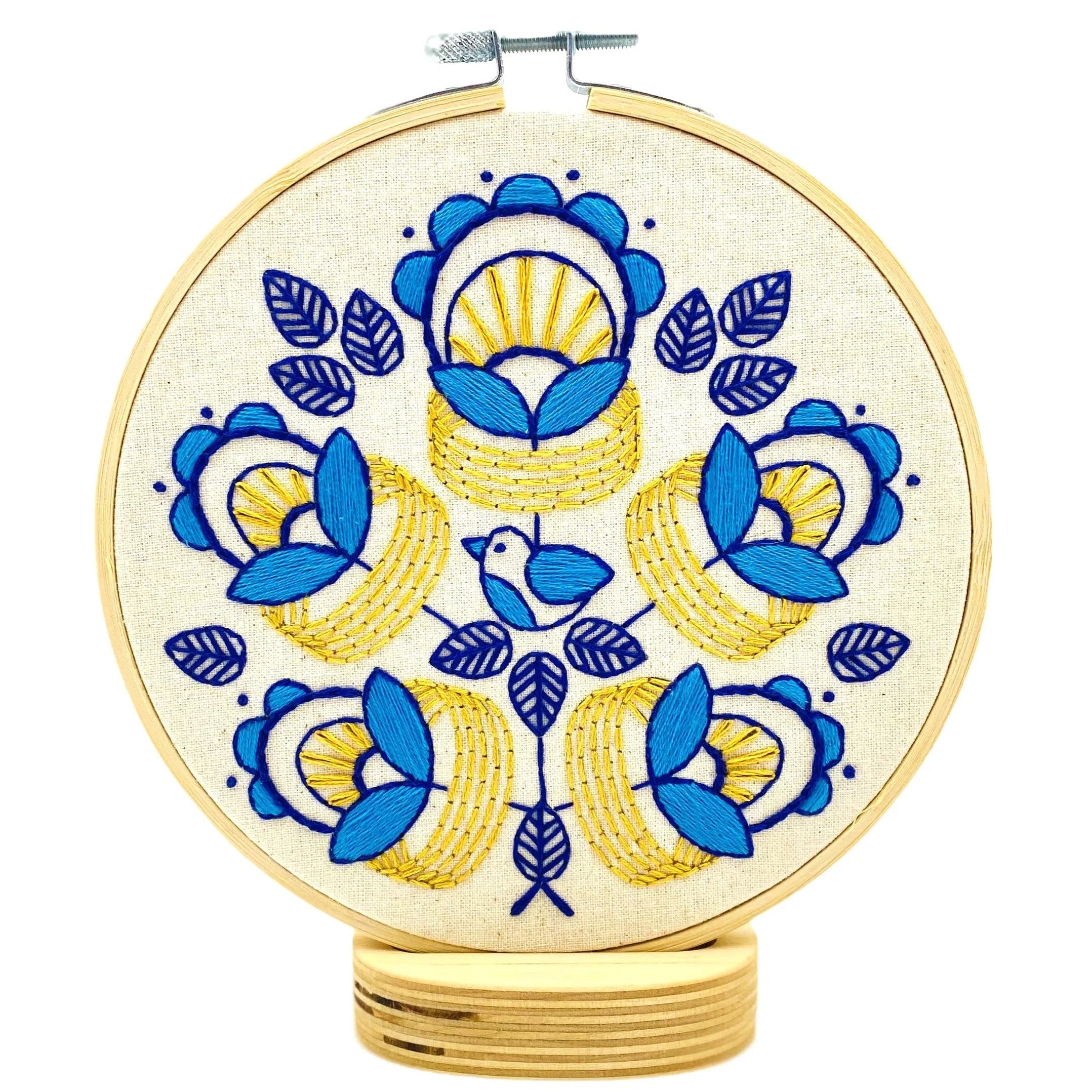 Golden Rings Embroidery Kit for Beginners - Complete DIY Cross Stitch Set with Hoop, Needles & Thread - Perfect for Home Decor, Gifts & Craft Projects