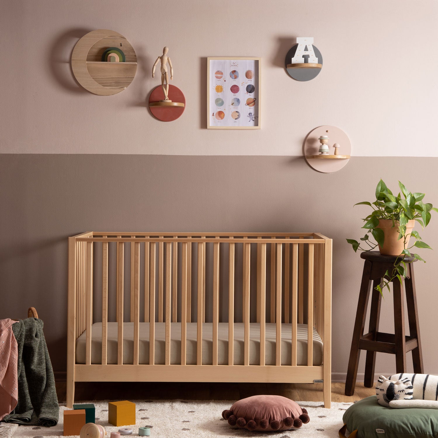 Lala 3-in-1 Convertible Baby Crib - Toddler Bed & Daybed - Nursery Furniture for Newborns to Kids | Perfect for Small Spaces & Modern Nurseries