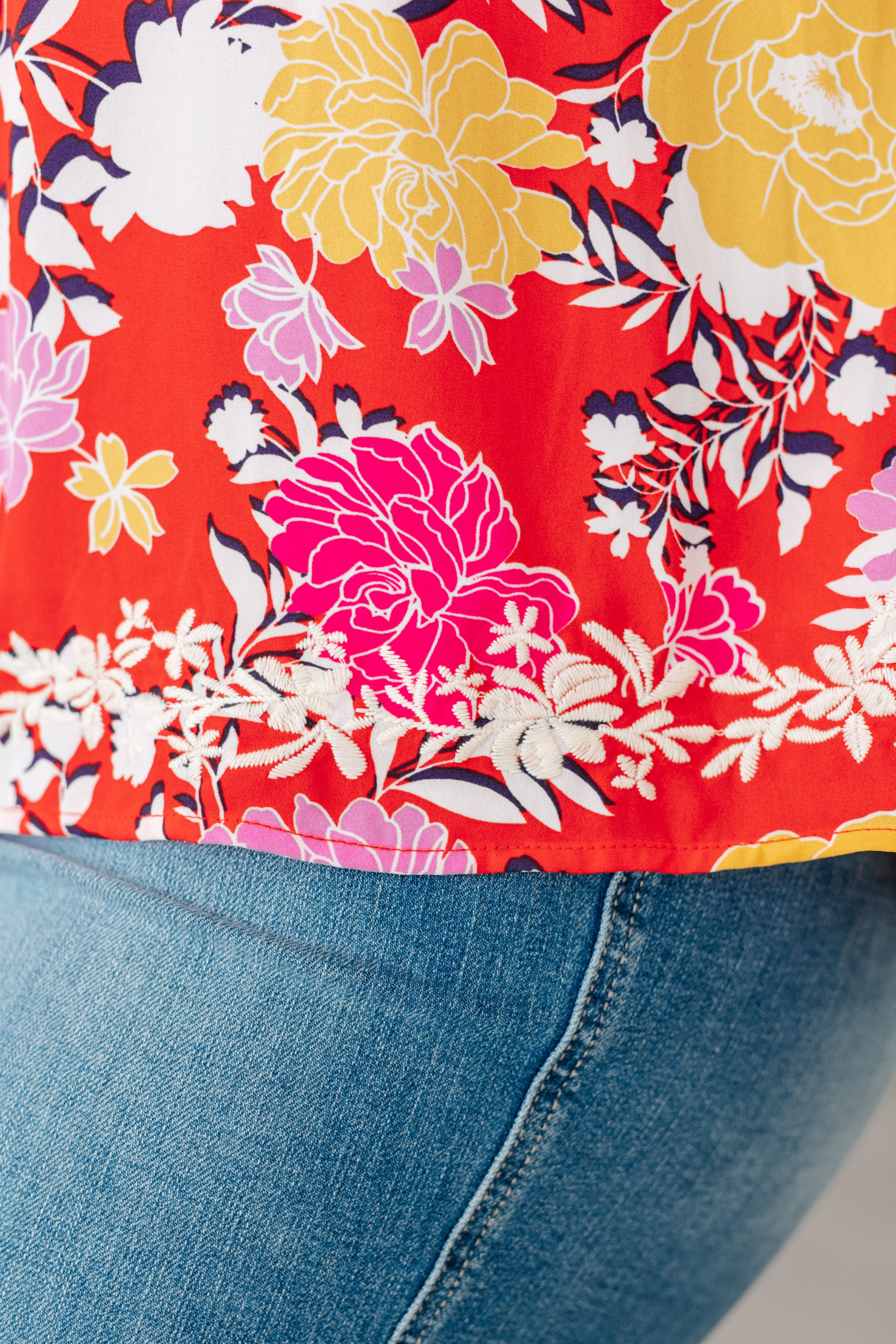 Floral Print Women's Blouse - Elegant Floral Top for Spring & Summer, Casual Wear, Office Outfits, and Date Nights