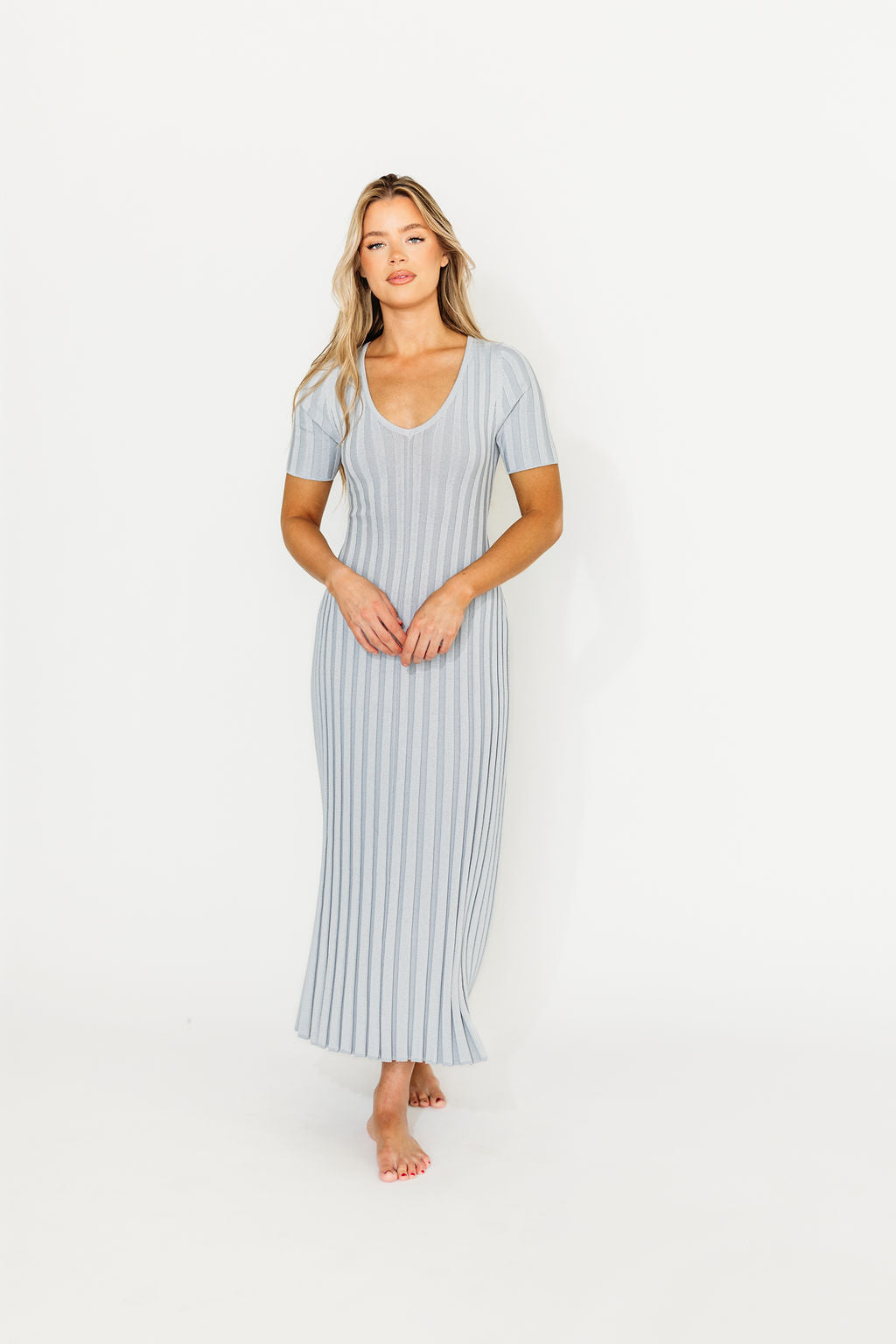 Oakley Ribbed Maxi Dress in Light Blue - Bump Friendly Maternity Dress for Pregnancy & Nursing | Perfect for Casual Outings, Beach Vacations & Special Occasions