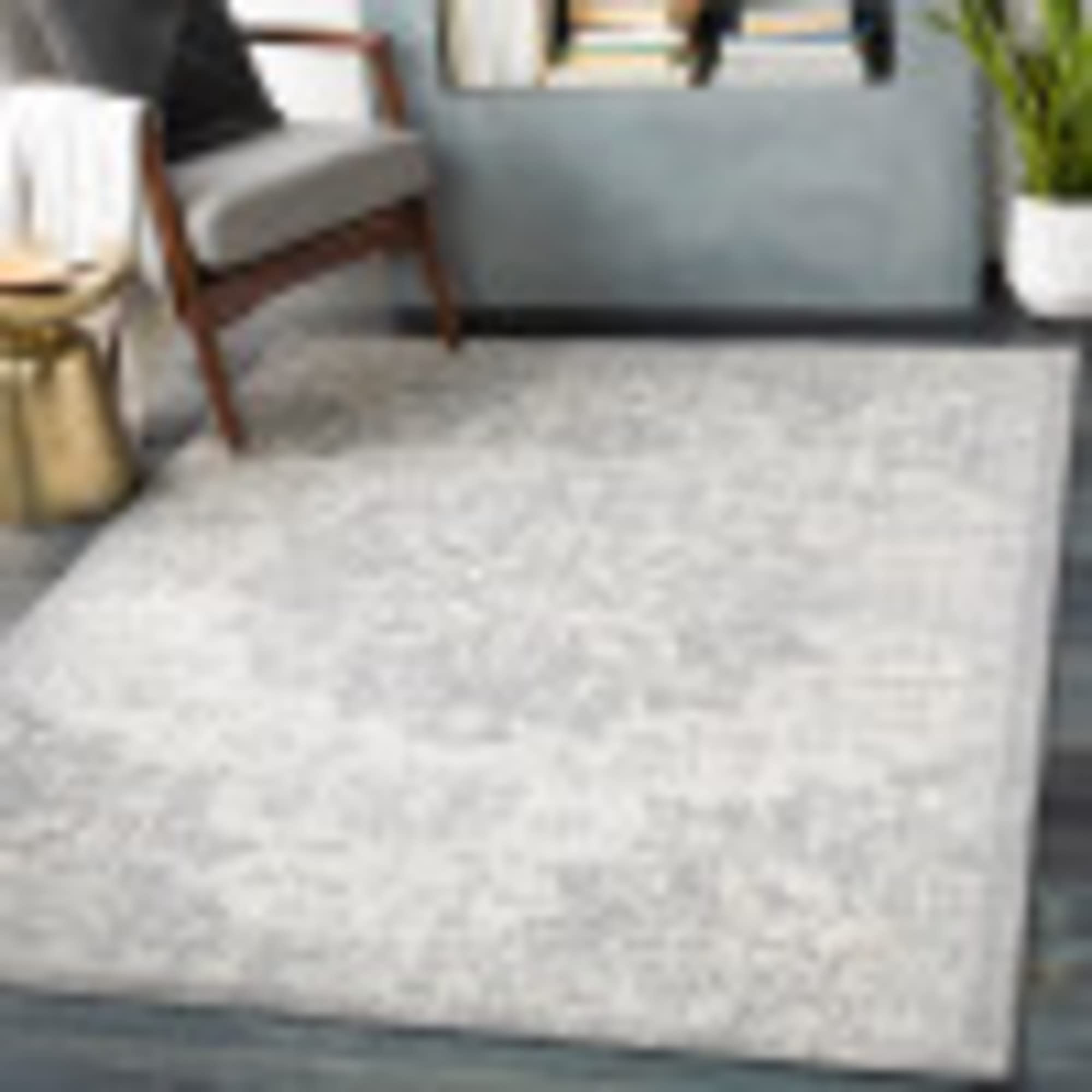 Livabliss Charlize Vintage Medallion Area Rug 6'7