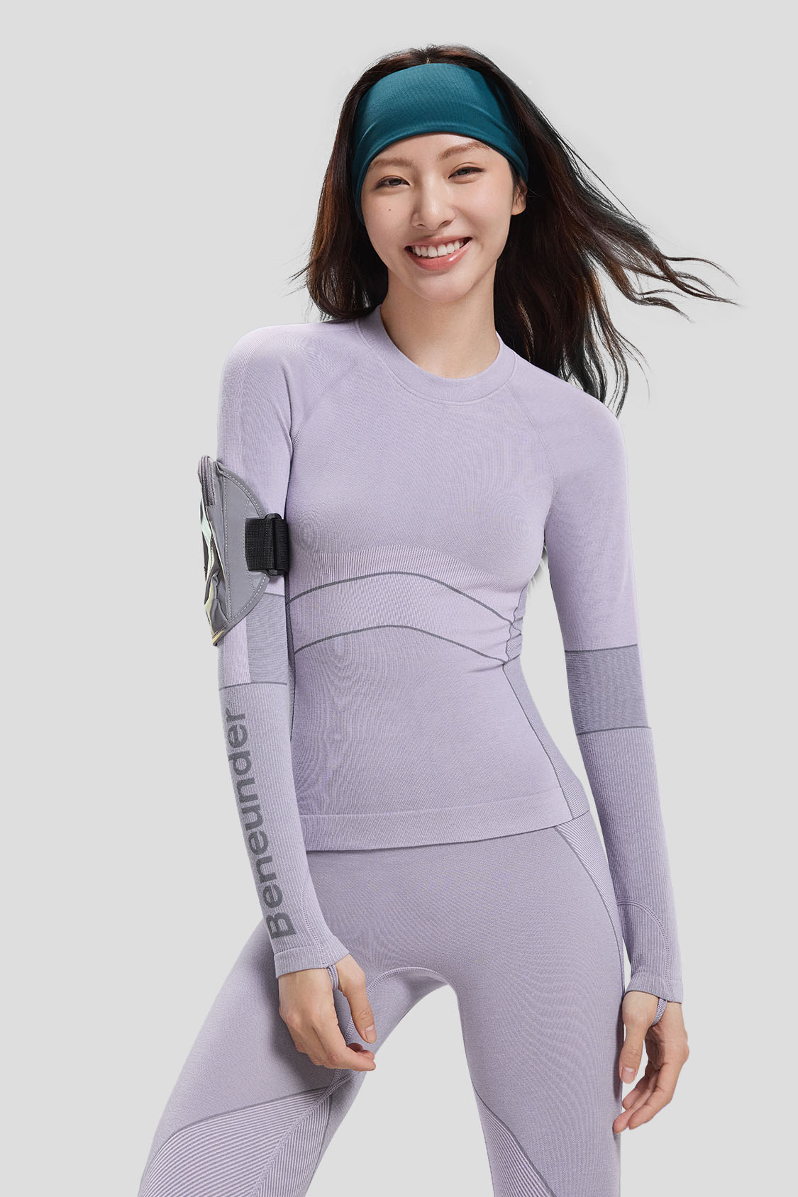 ActiveFlex Women's Sport Performance Set - High-Quality Workout Outfit for Running, Yoga & Gym - Perfect for Active Lifestyles & Fitness Enthusiasts