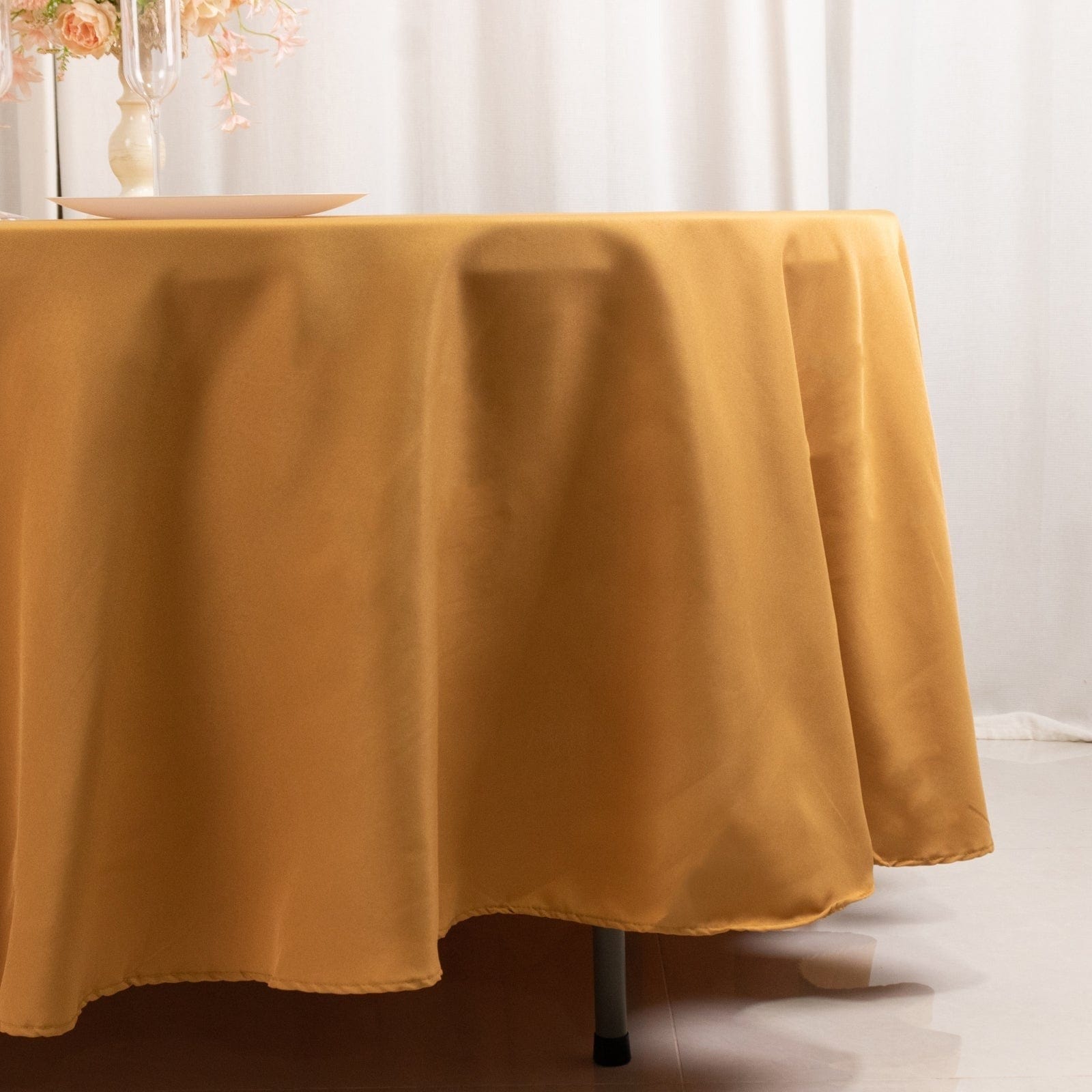 Premium 108-Inch Round Polyester Tablecloth for Weddings, Parties & Events - Elegant & Durable Table Linens for Banquets, Celebrations & Home Decor