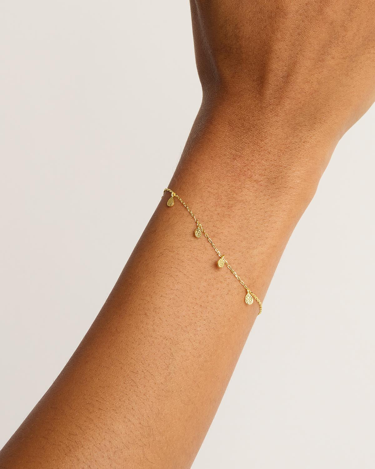 18K Gold Vermeil Grace Bracelet for Women - Elegant & Dainty Jewelry Gift for Birthday, Anniversary, Valentine's Day - Perfect for Everyday Wear & Special Occasions